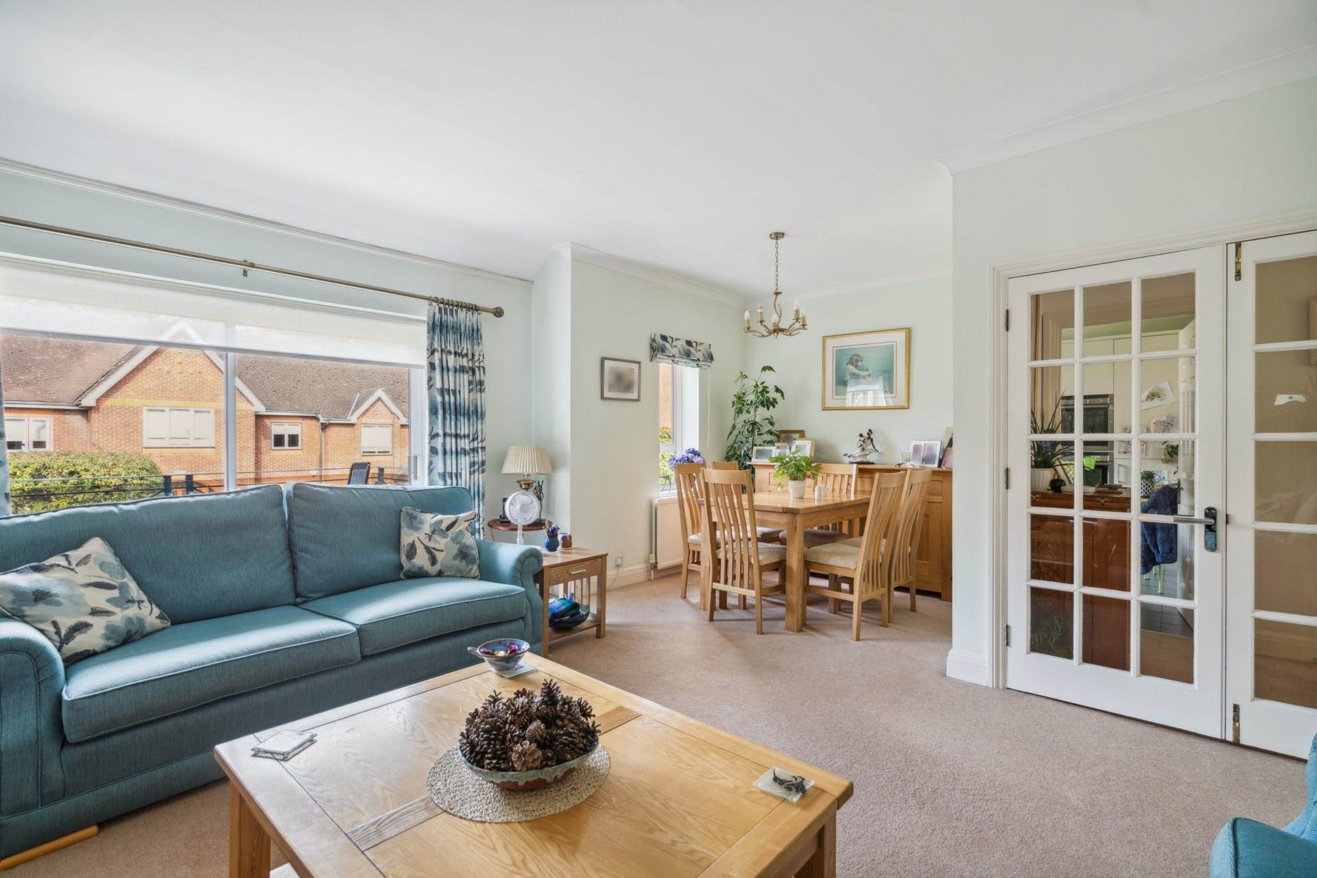 Additional Property Image 3 bedroom Flat for sale in Bushey 3