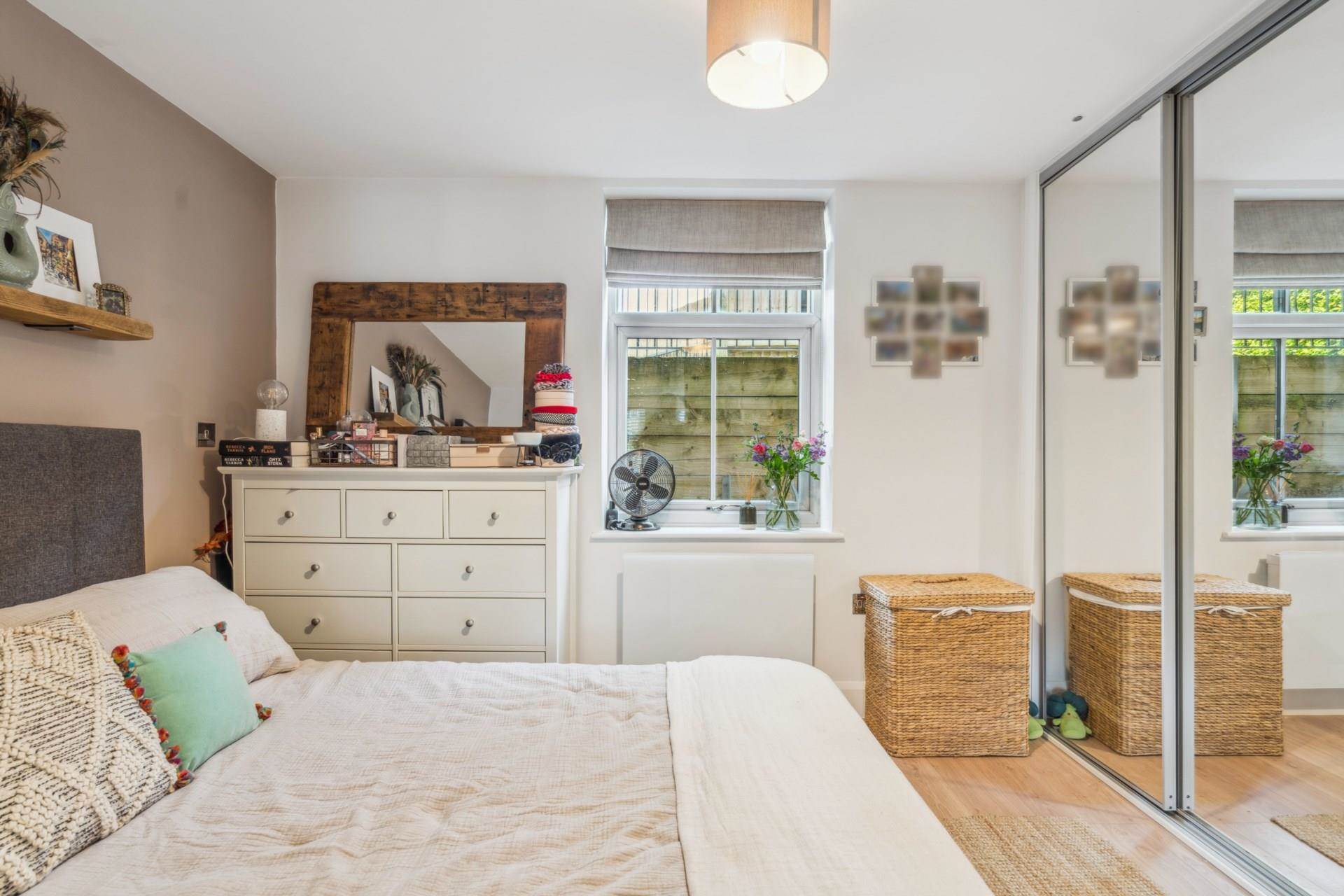 Additional Property Image 1 bedroom Flat for sale in Bushey 8