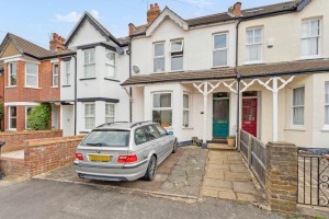 3 bedroom Terraced for sale in Bushey