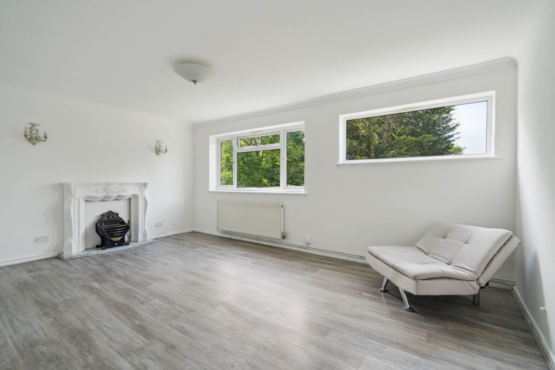 Additional Property Image 2 bedroom Flat for sale in Bushey 2