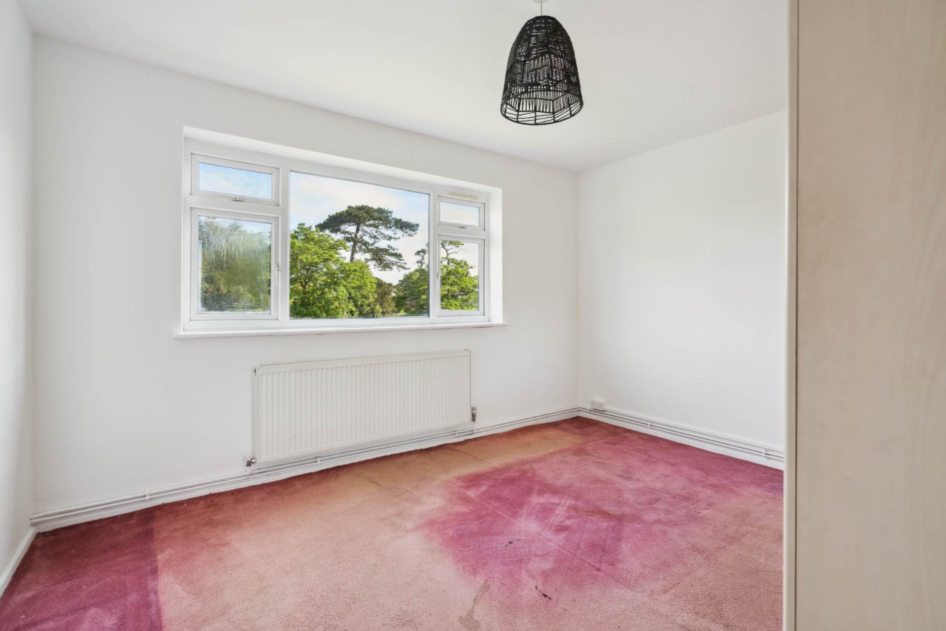 Additional Property Image 2 bedroom Flat for sale in Bushey 4