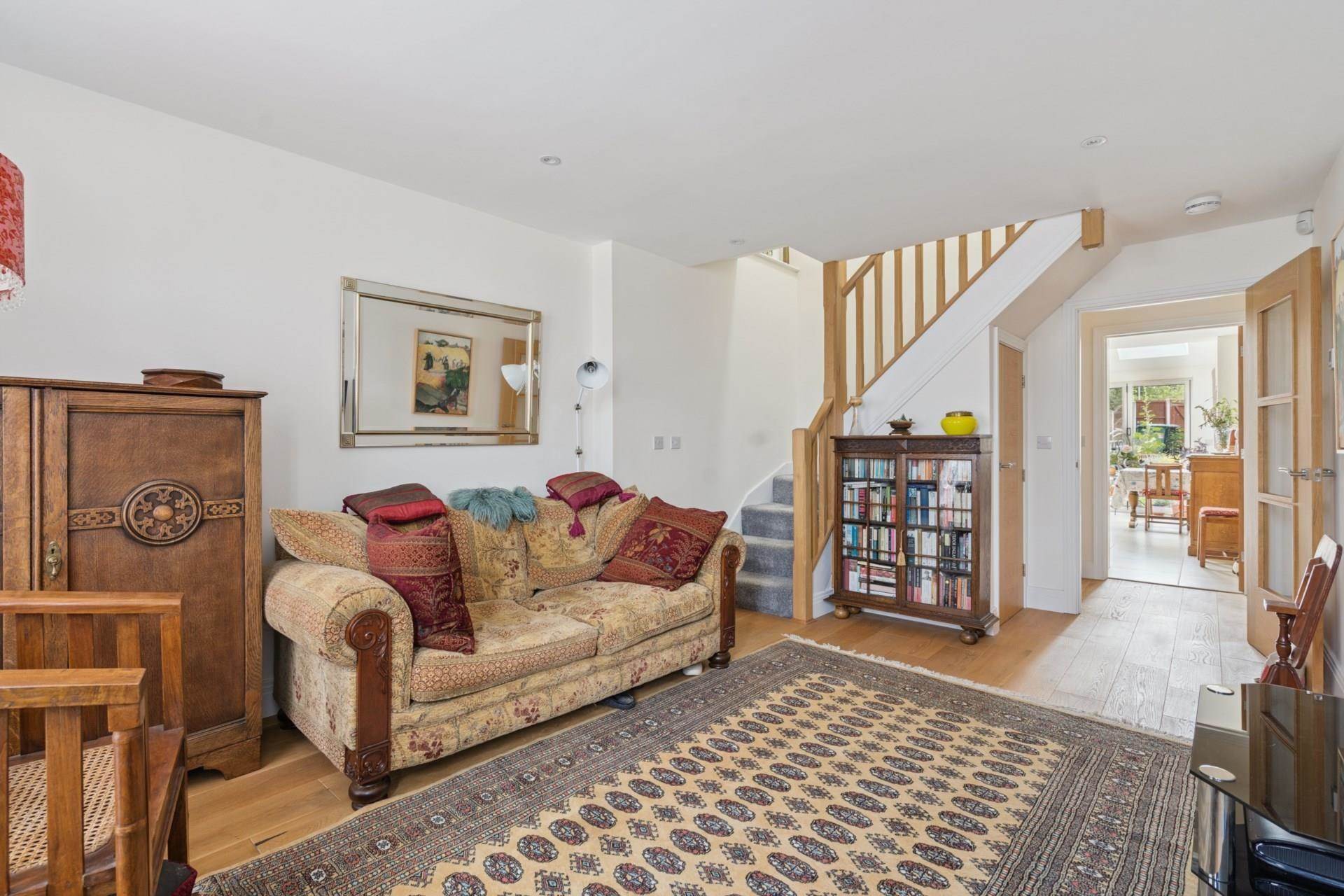 Additional Property Image 2 bedroom Semi Detached for sale in Watford 3