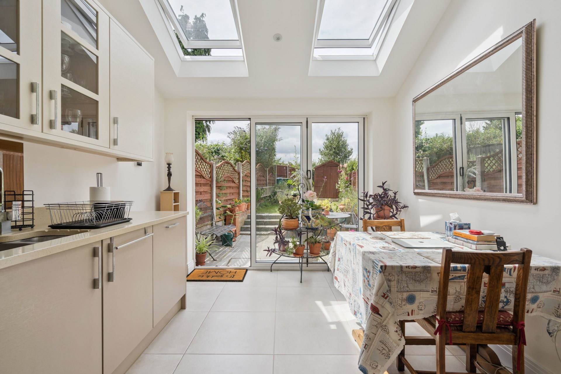 Additional Property Image 2 bedroom Semi Detached for sale in Watford 5