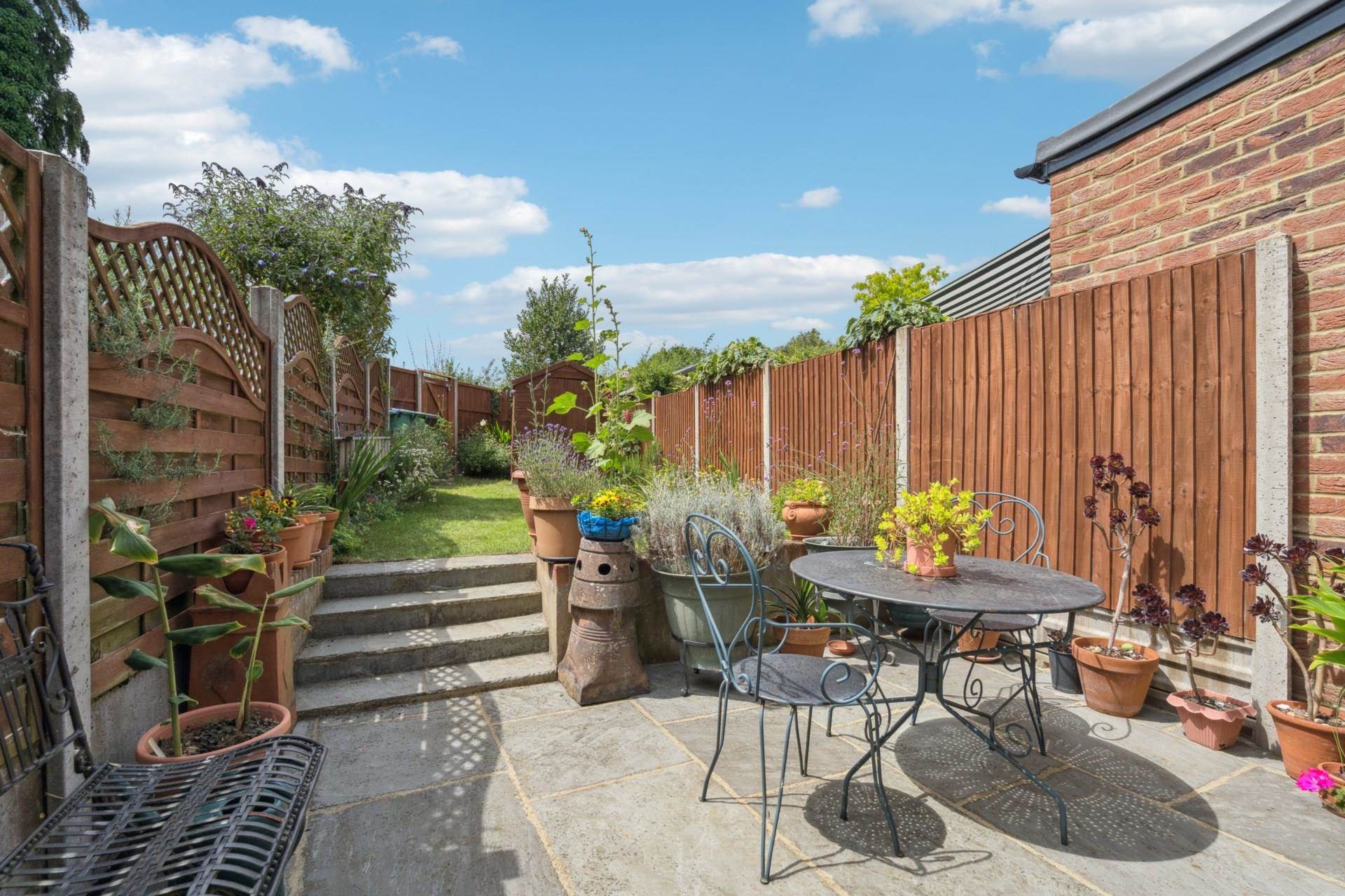 Additional Property Image 2 bedroom Semi Detached for sale in Watford 11