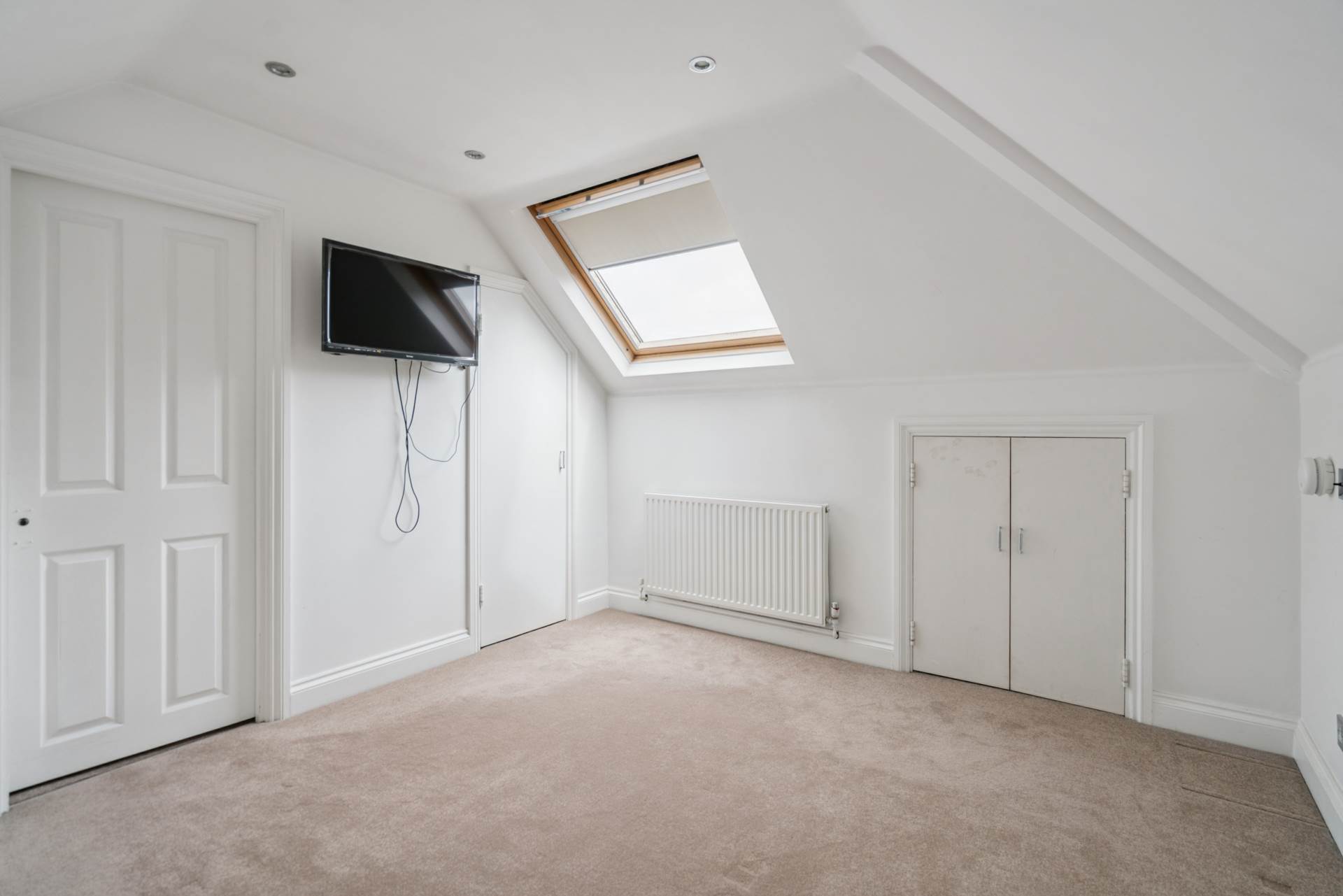 Additional Property Image 4 bedroom Semi Detached for sale in Bushey 15