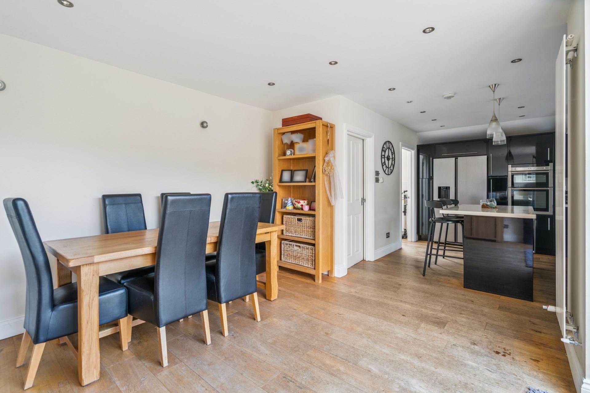 Additional Property Image 4 bedroom Semi Detached for sale in Bushey 7