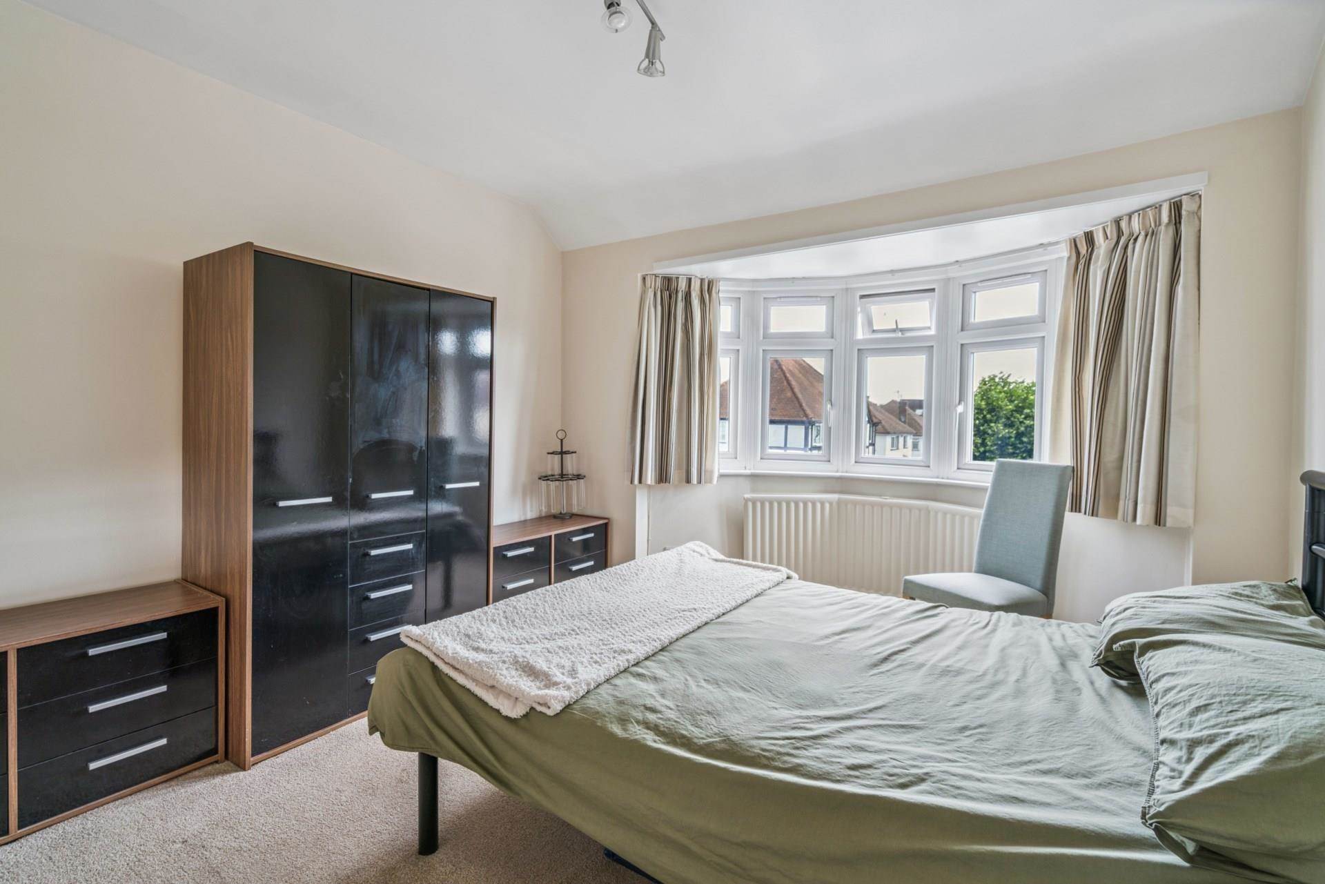 Additional Property Image 4 bedroom Semi Detached for sale in Bushey 8