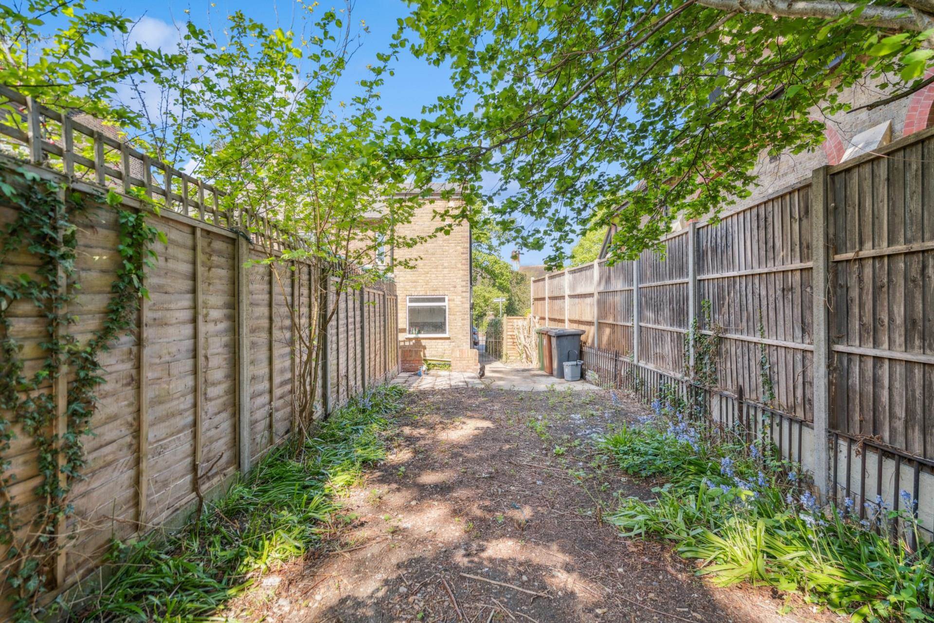 Additional Property Image 2 bedroom End of Terrace for sale in Bushey 10