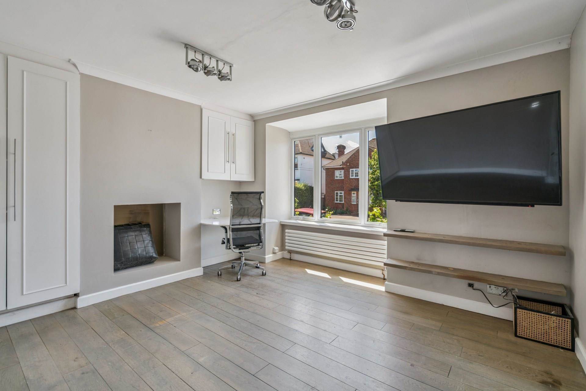 Additional Property Image 4 bedroom Detached for sale in Bushey 2