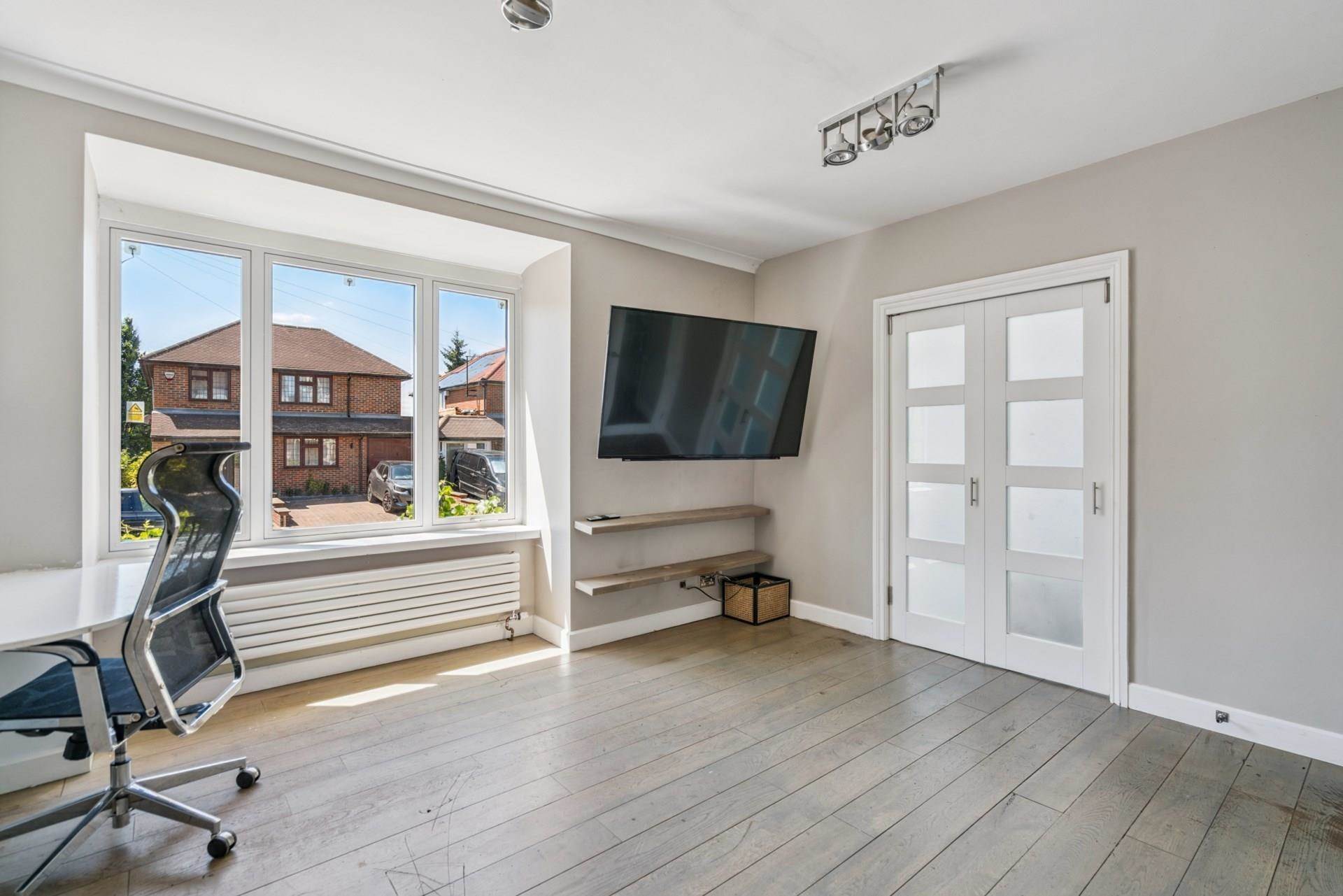Additional Property Image 4 bedroom Detached for sale in Bushey 3