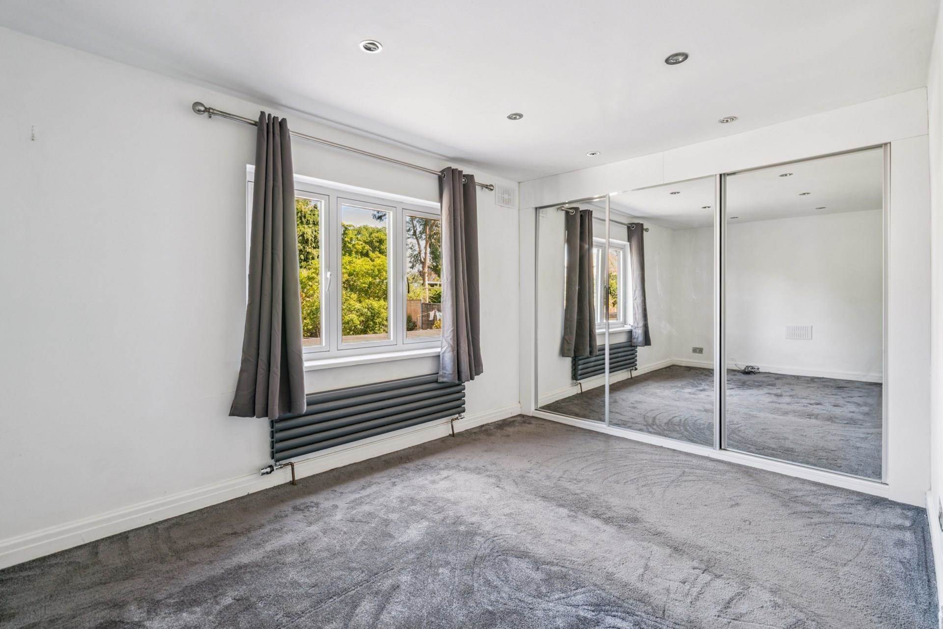 Additional Property Image 4 bedroom Detached for sale in Bushey 11