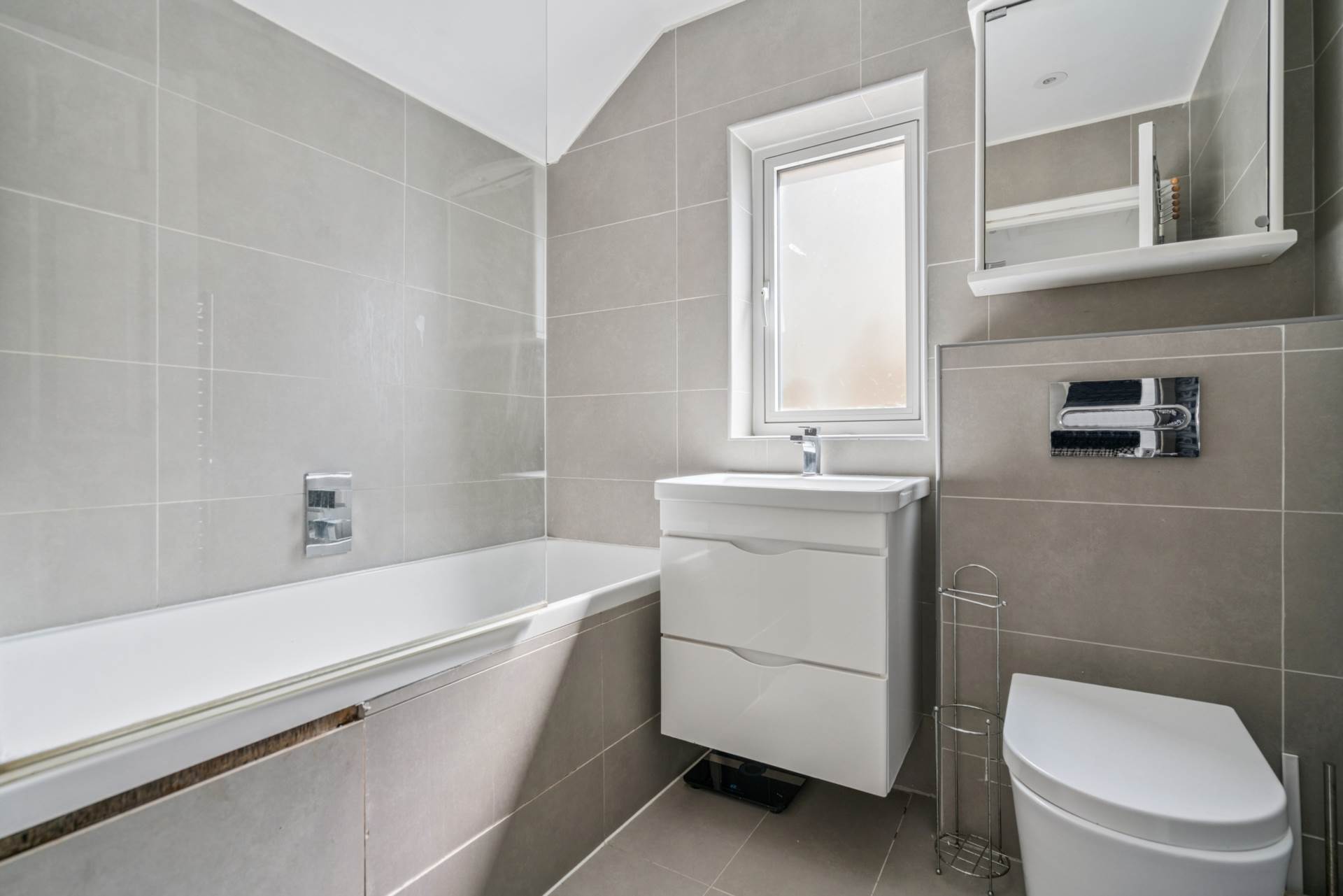 Additional Property Image 4 bedroom Detached for sale in Bushey 16
