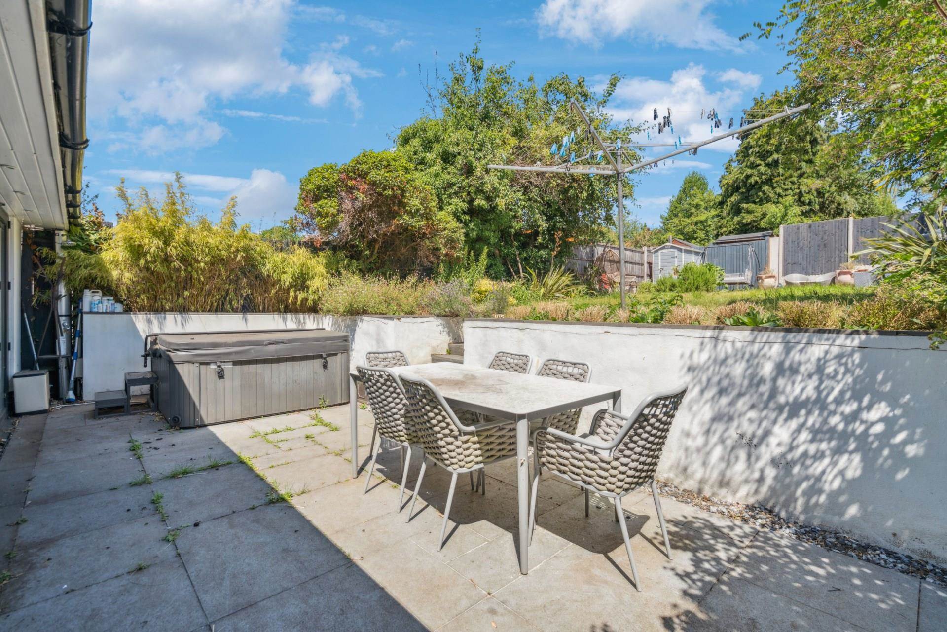 Additional Property Image 4 bedroom Detached for sale in Bushey 17