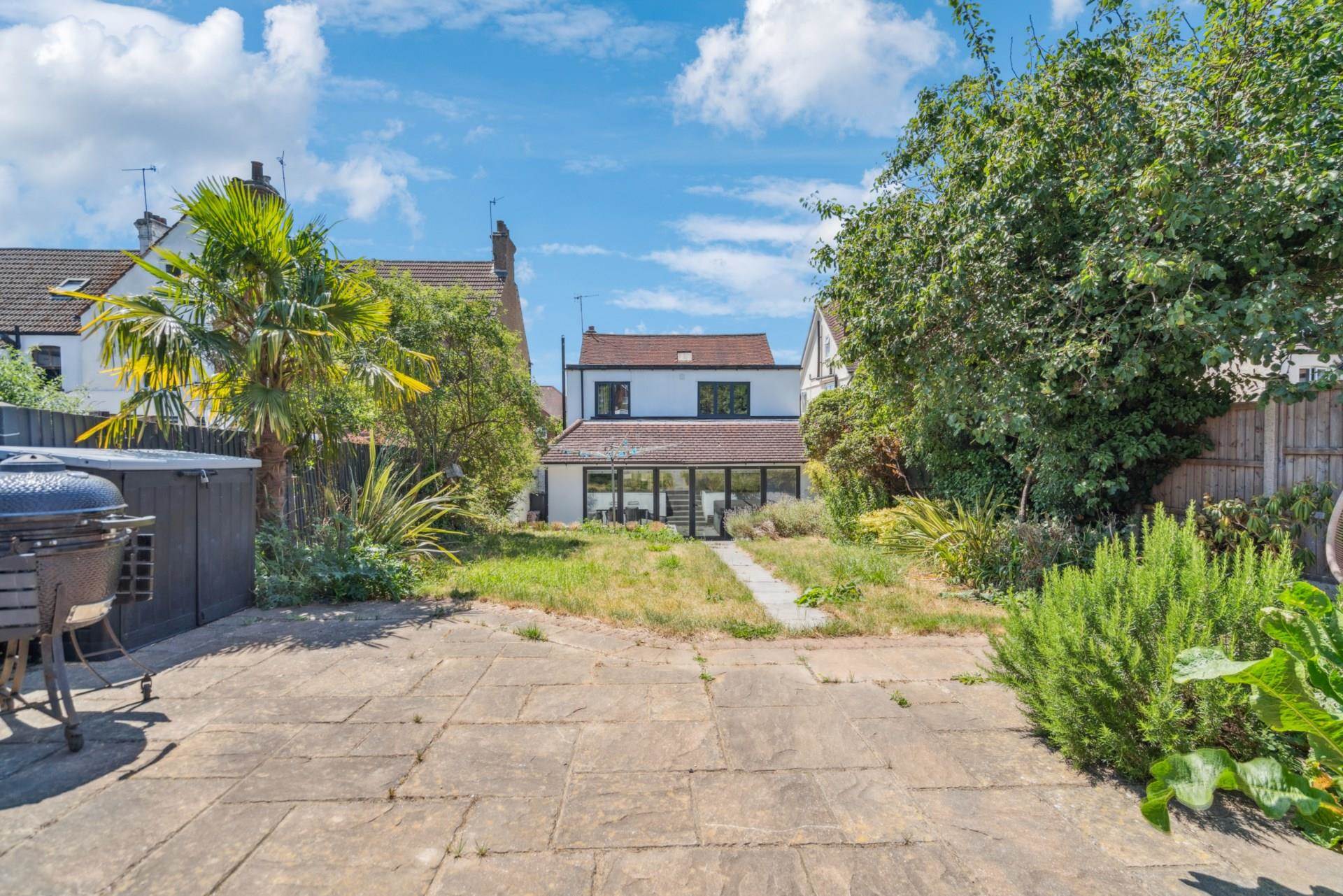 Additional Property Image 4 bedroom Detached for sale in Bushey 19