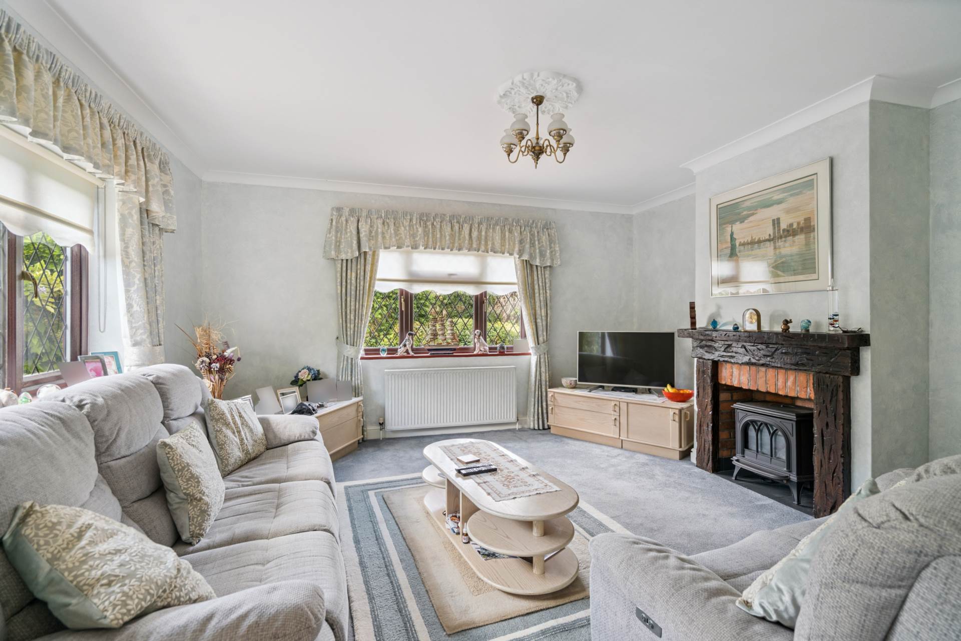 Additional Property Image 4 bedroom Detached for sale in Watford 3