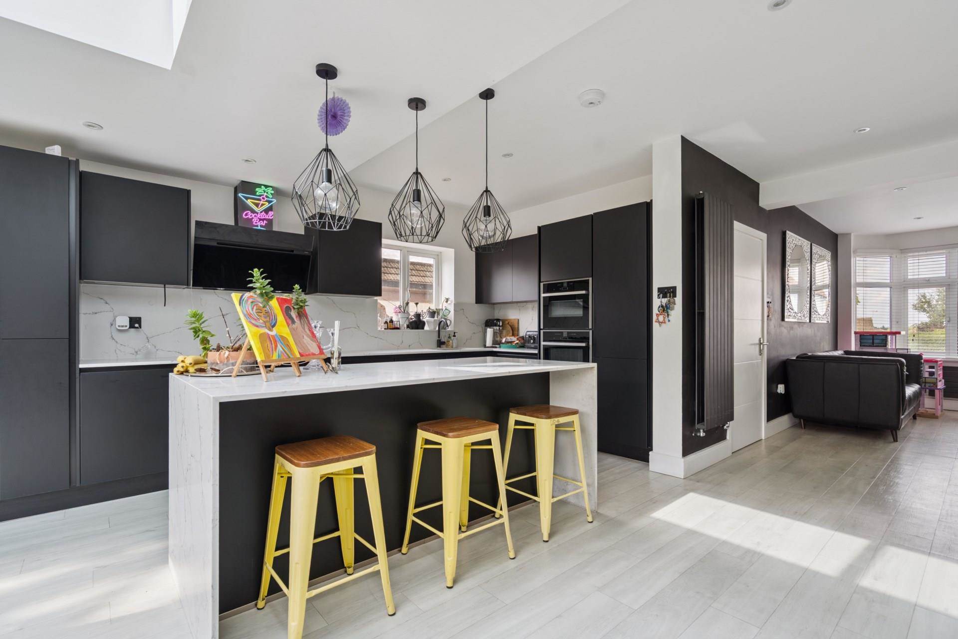 Additional Property Image 3 bedroom Semi Detached for sale in Bushey 5