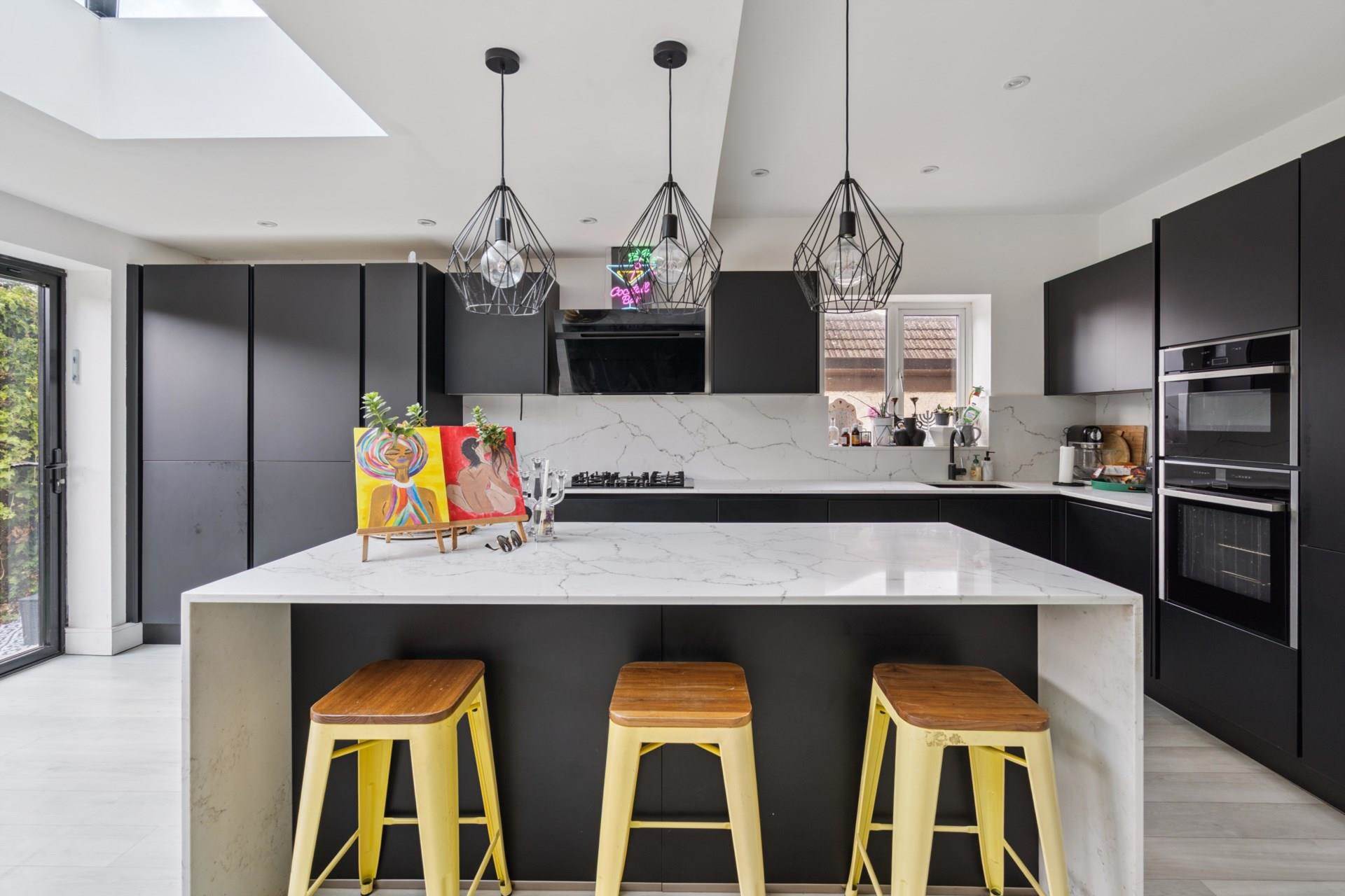 Additional Property Image 3 bedroom Semi Detached for sale in Bushey 7