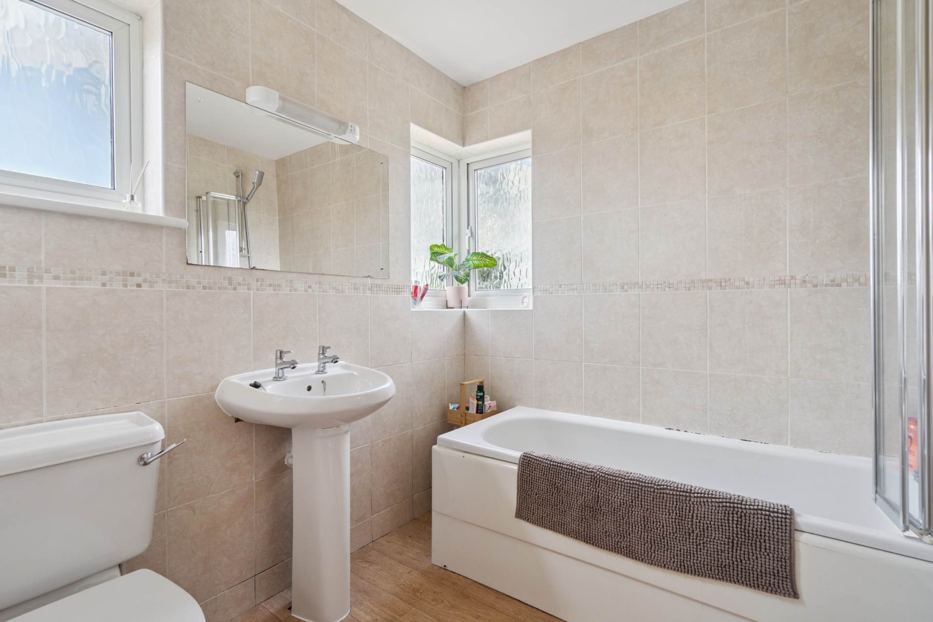 Additional Property Image 3 bedroom Semi Detached for sale in Bushey 15