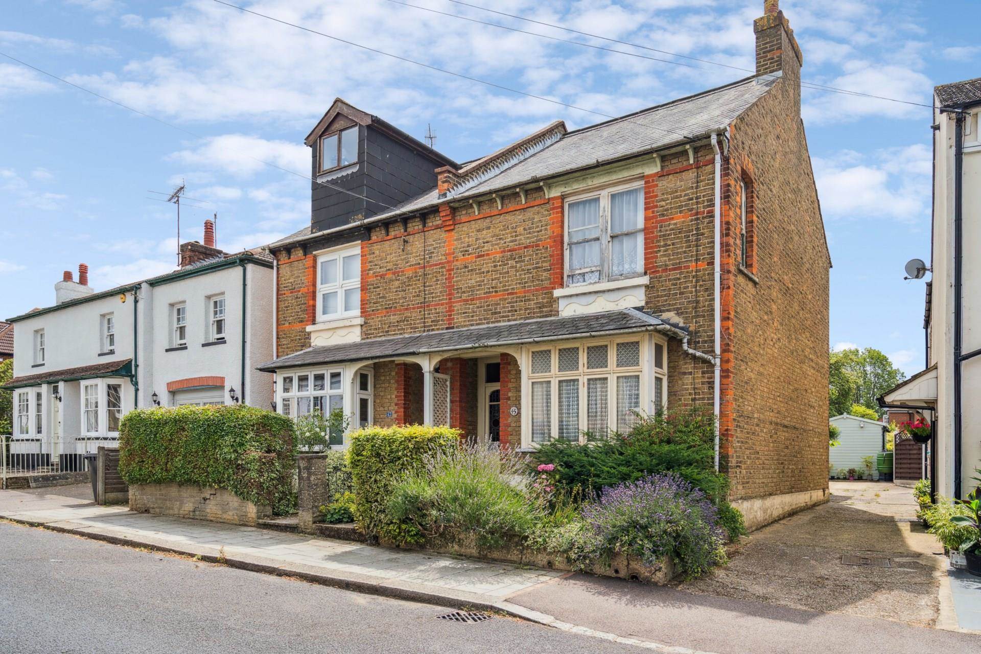 Additional Property Image 3 bedroom Semi Detached for sale in Watford 16