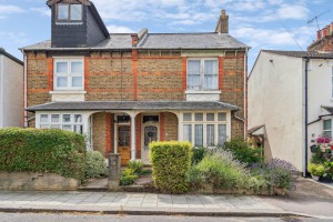 3 bedroom Semi Detached for sale in Watford