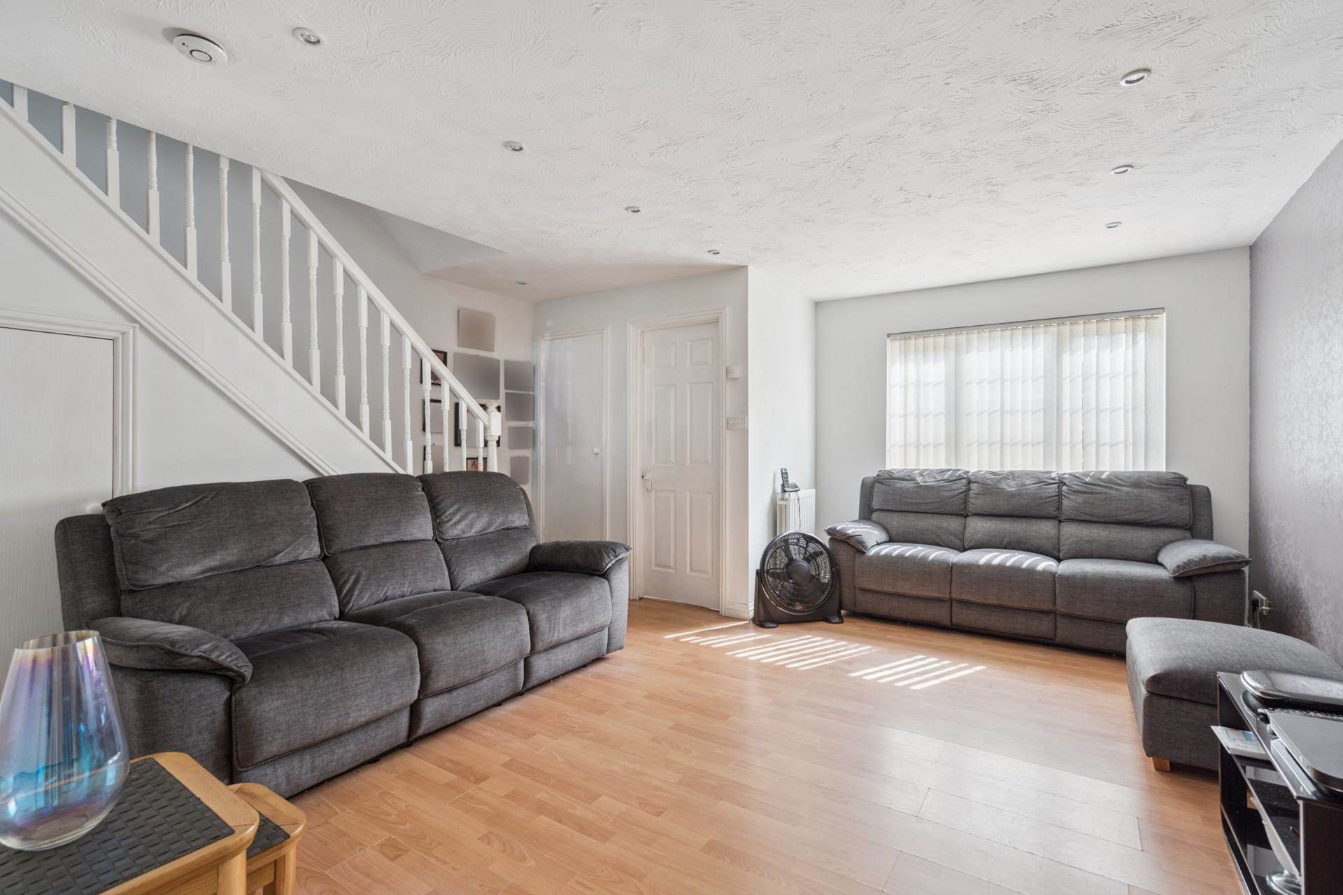 Additional Property Image 4 bedroom Semi Detached for sale in Watford 3