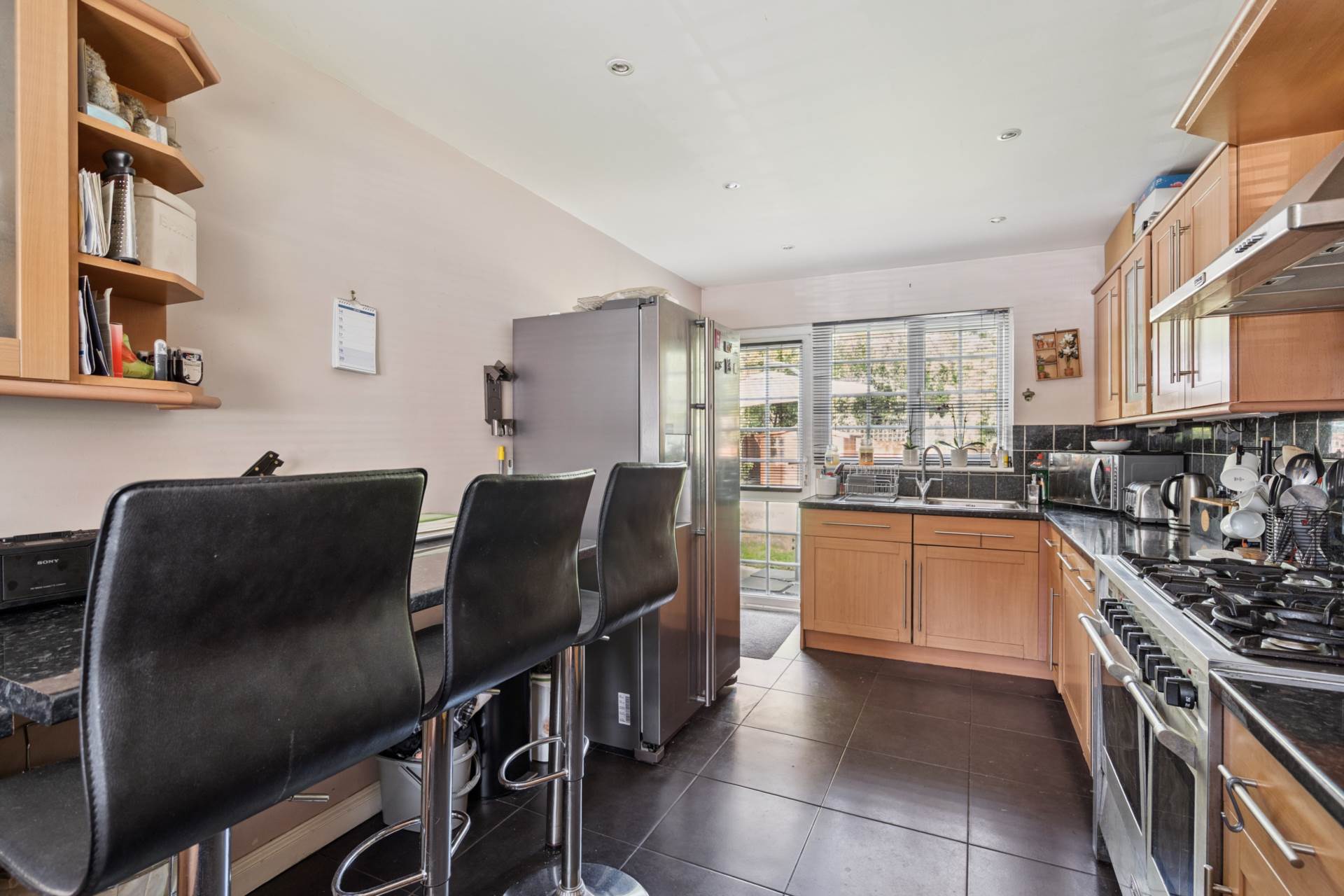 Additional Property Image 4 bedroom Semi Detached for sale in Watford 6