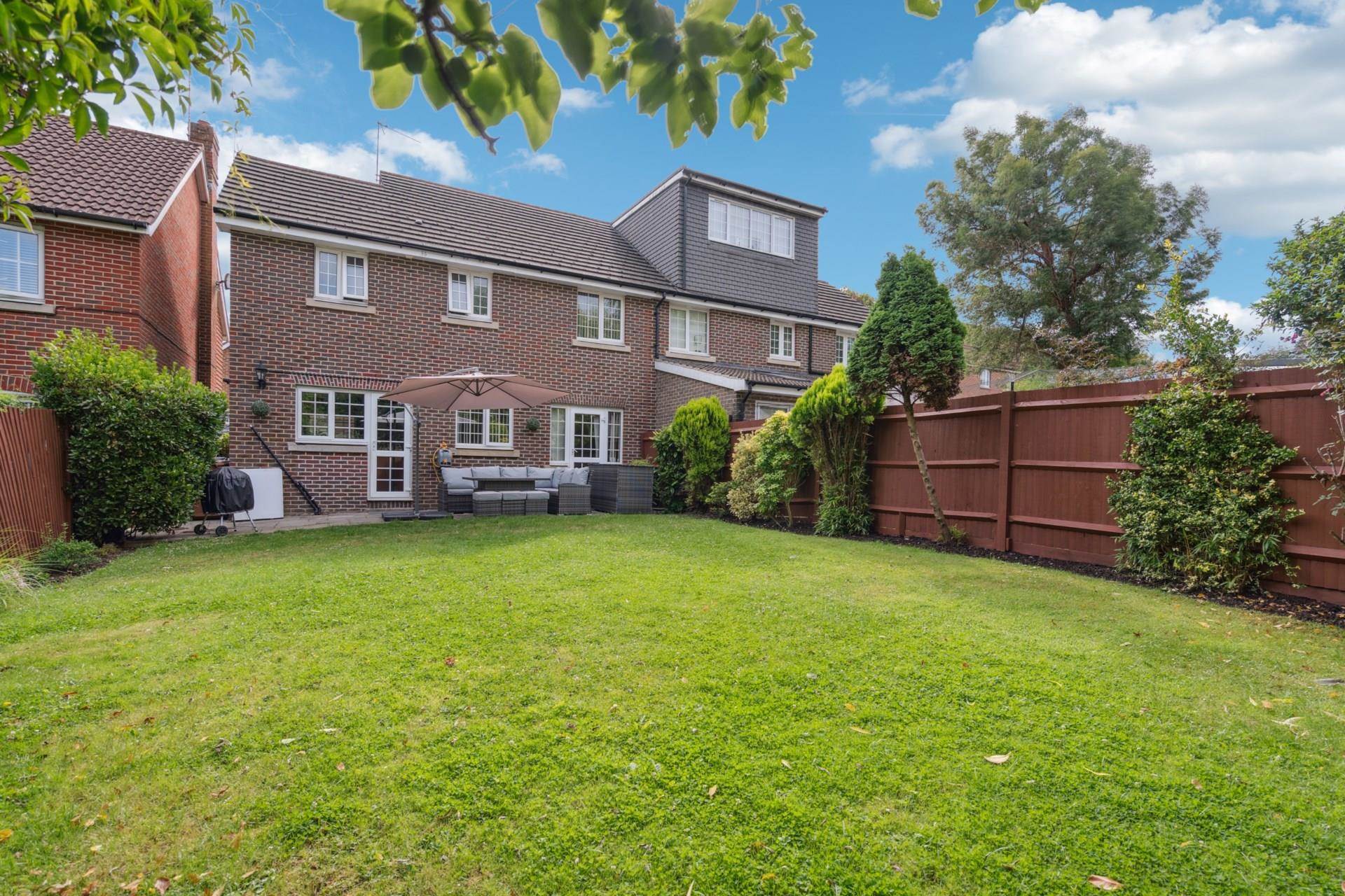 Additional Property Image 4 bedroom Semi Detached for sale in Watford 17