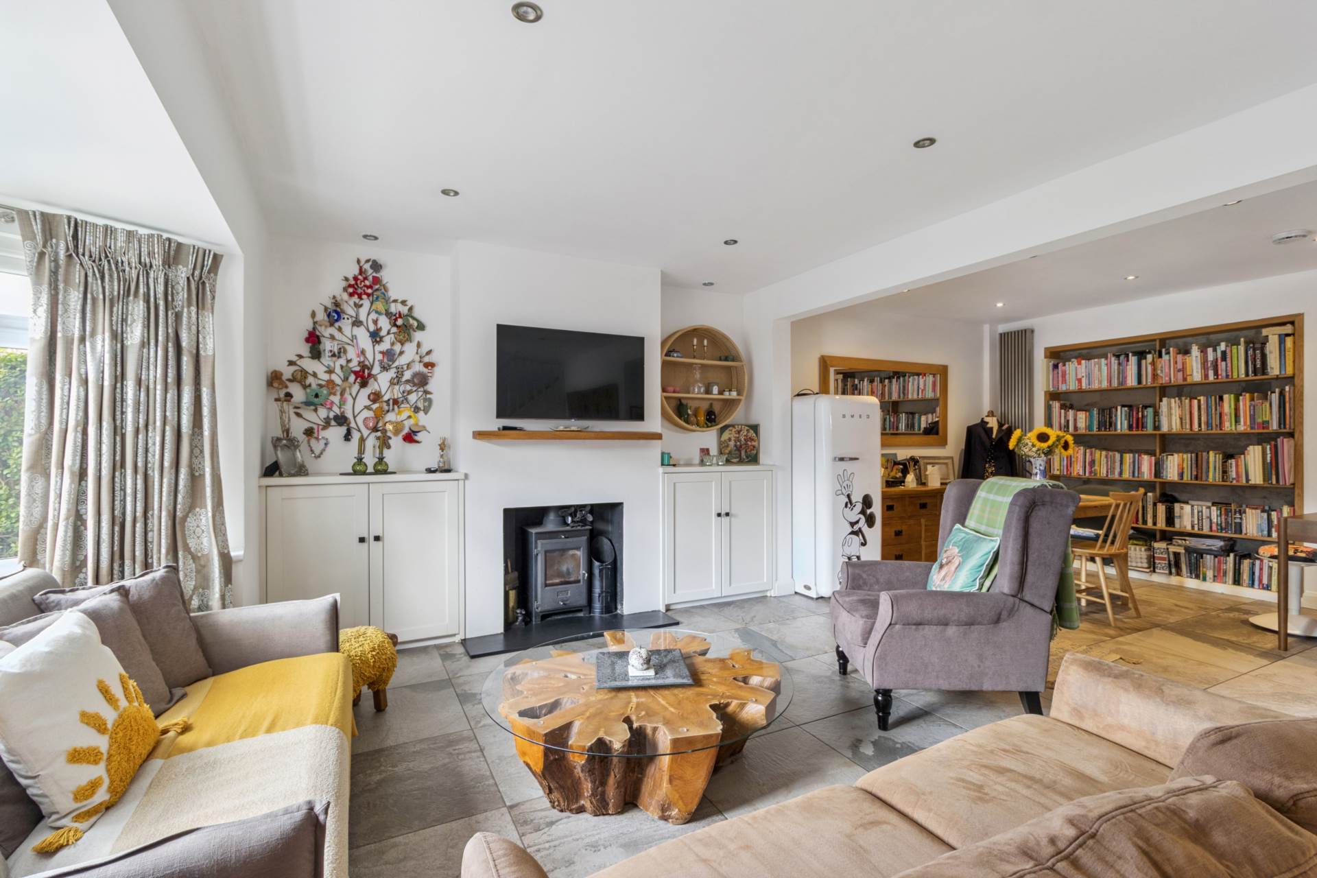 Additional Property Image 4 bedroom Semi Detached for sale in Bushey 3