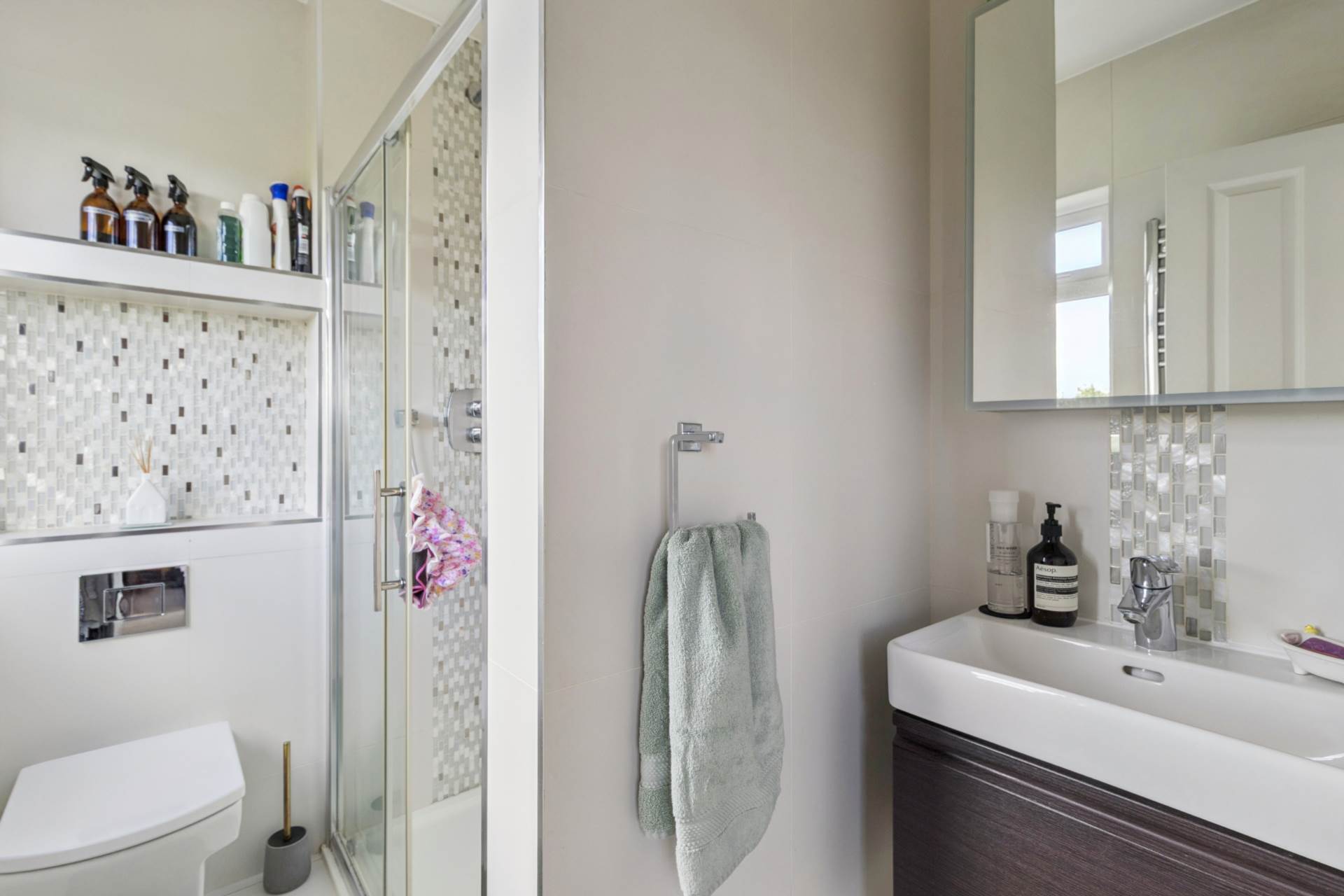 Additional Property Image 4 bedroom Semi Detached for sale in Bushey 15