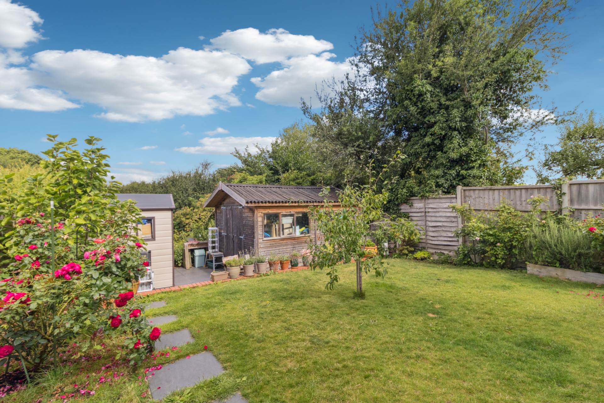 Additional Property Image 4 bedroom Semi Detached for sale in Bushey 16