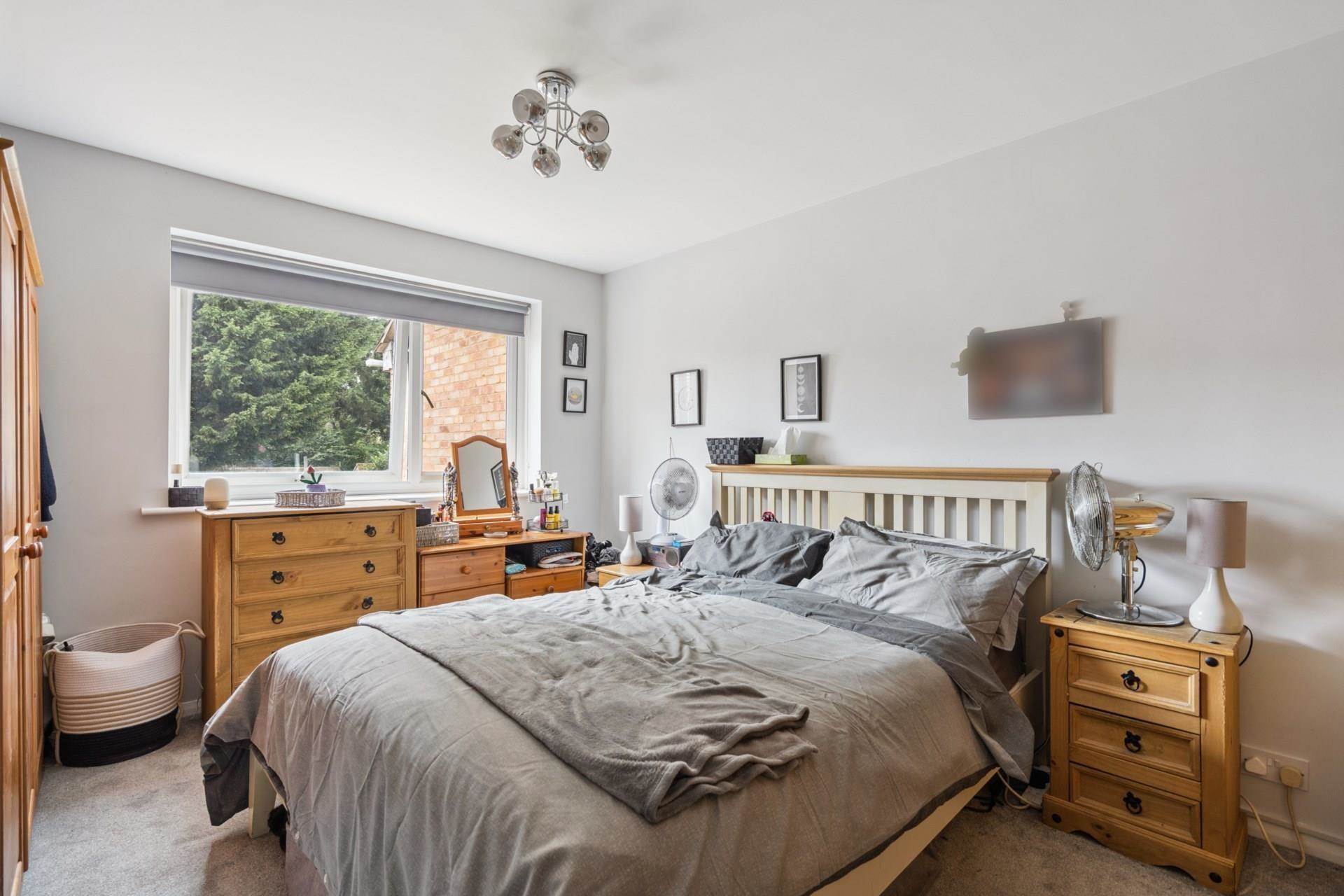Additional Property Image 4 bedroom End of Terrace for sale in Bushey 9