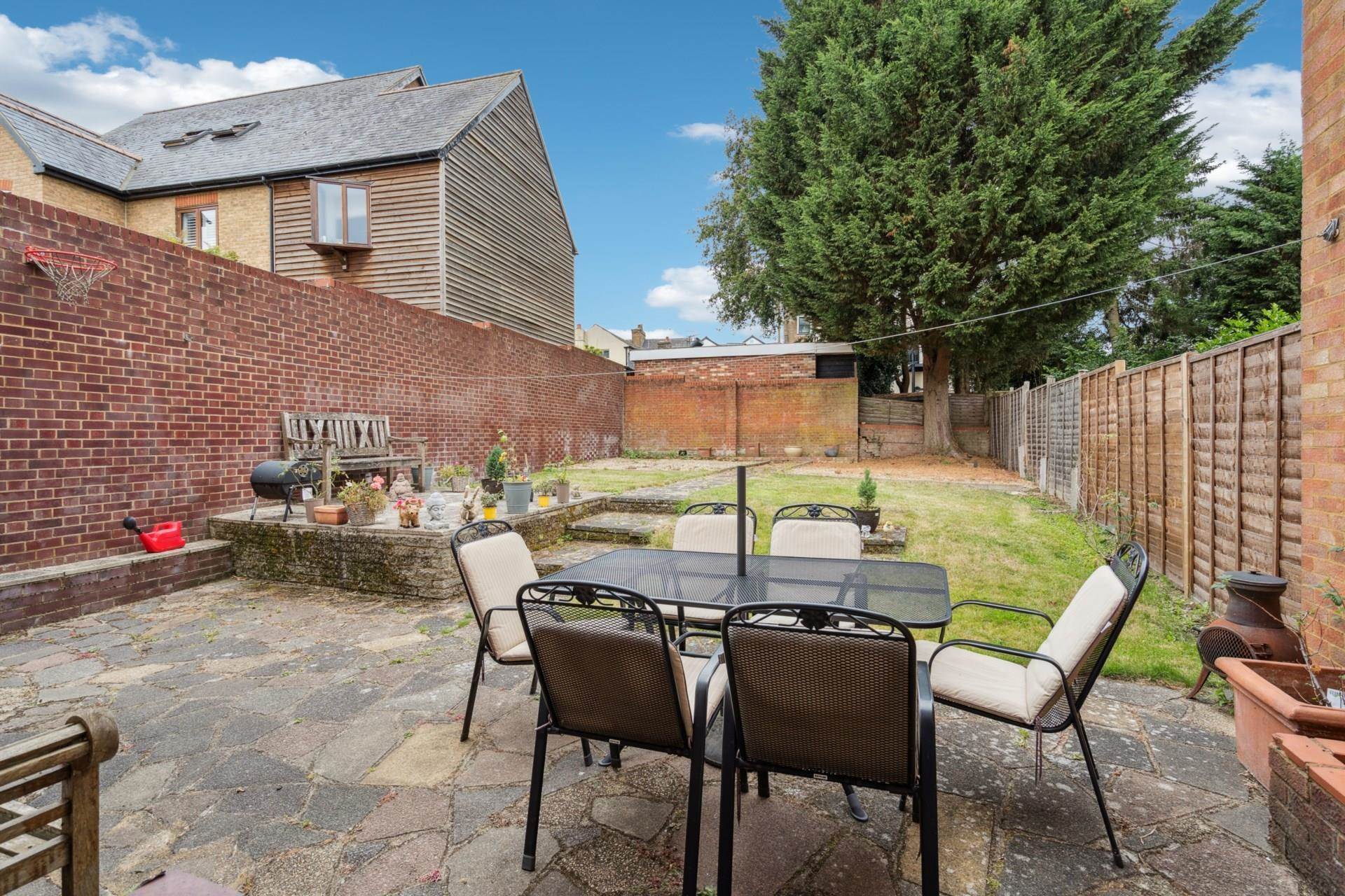 Additional Property Image 4 bedroom End of Terrace for sale in Bushey 13