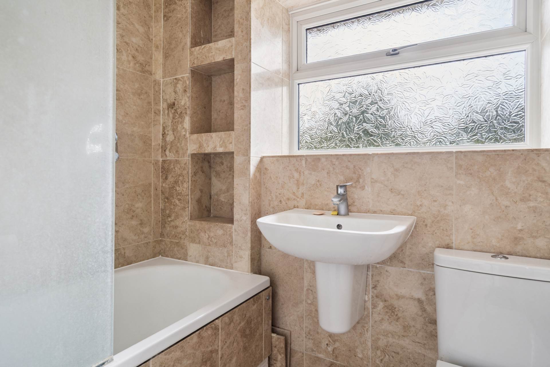 Additional Property Image 4 bedroom Semi Detached for sale in Bushey 10