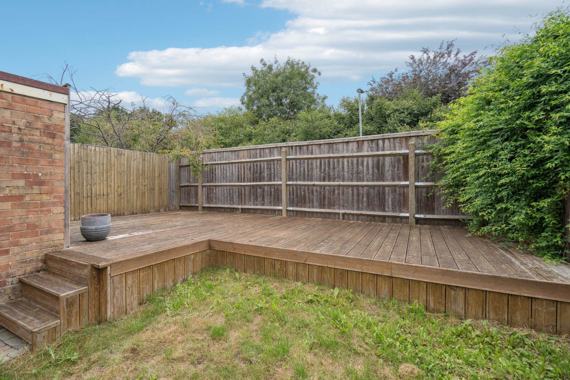 Additional Property Image 4 bedroom Semi Detached for sale in Bushey 14