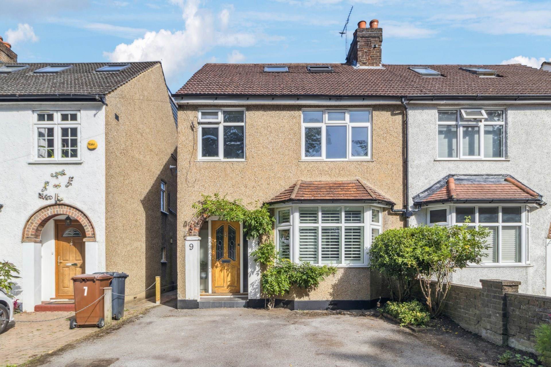 4 bedroom Semi Detached for sale in Bushey