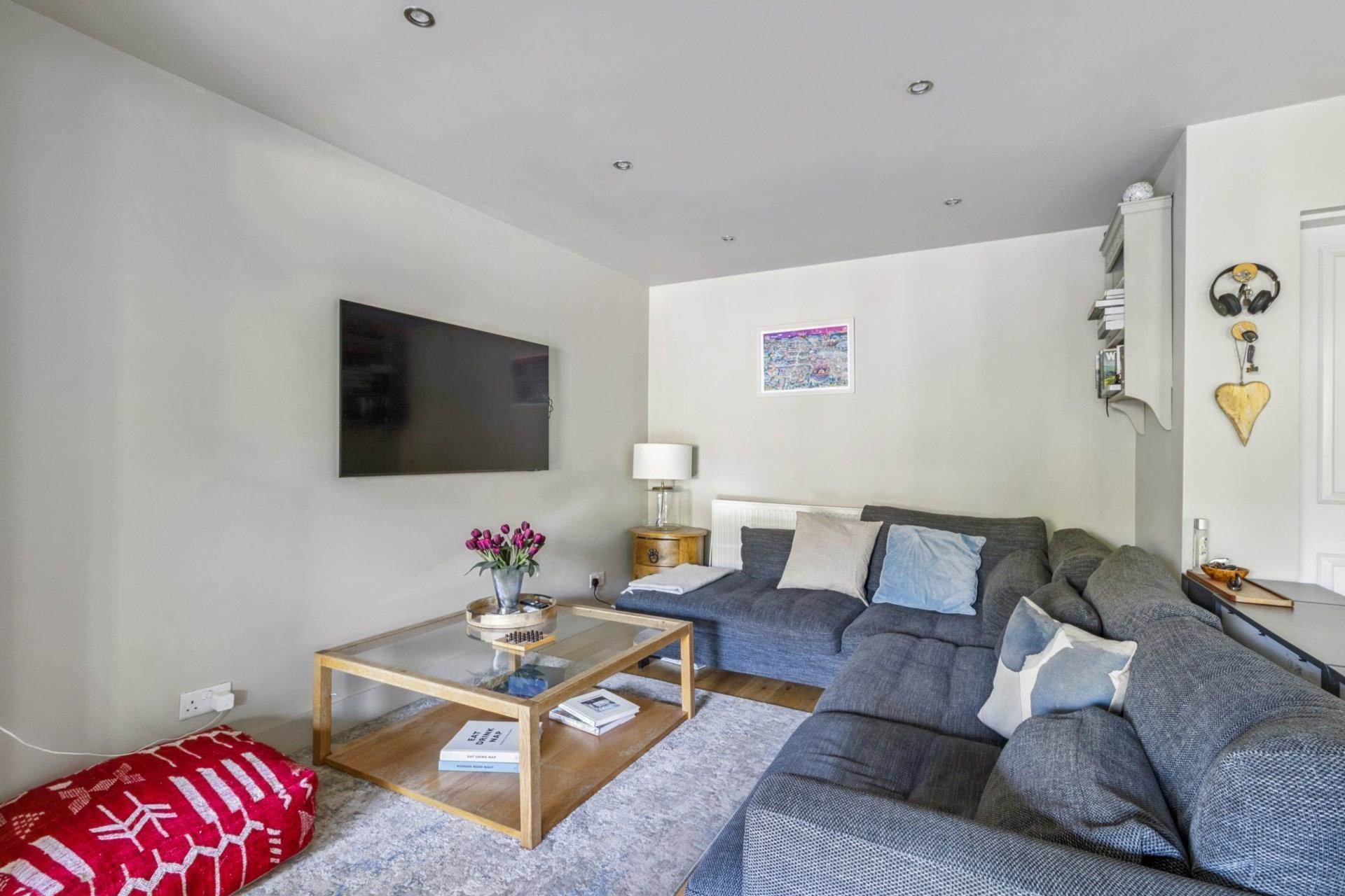 Additional Property Image 4 bedroom Semi Detached for sale in Bushey 6