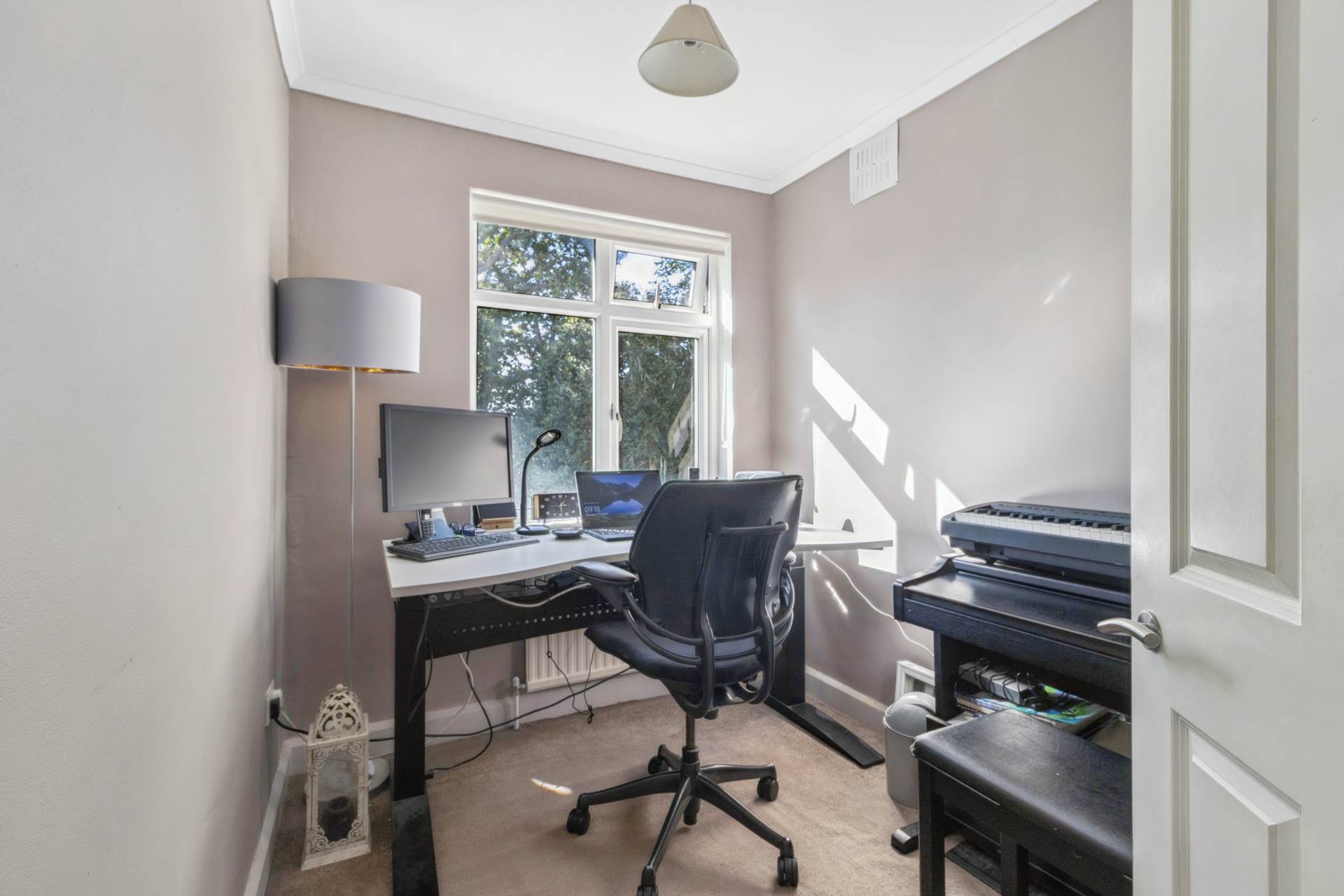 Additional Property Image 4 bedroom Semi Detached for sale in Bushey 9