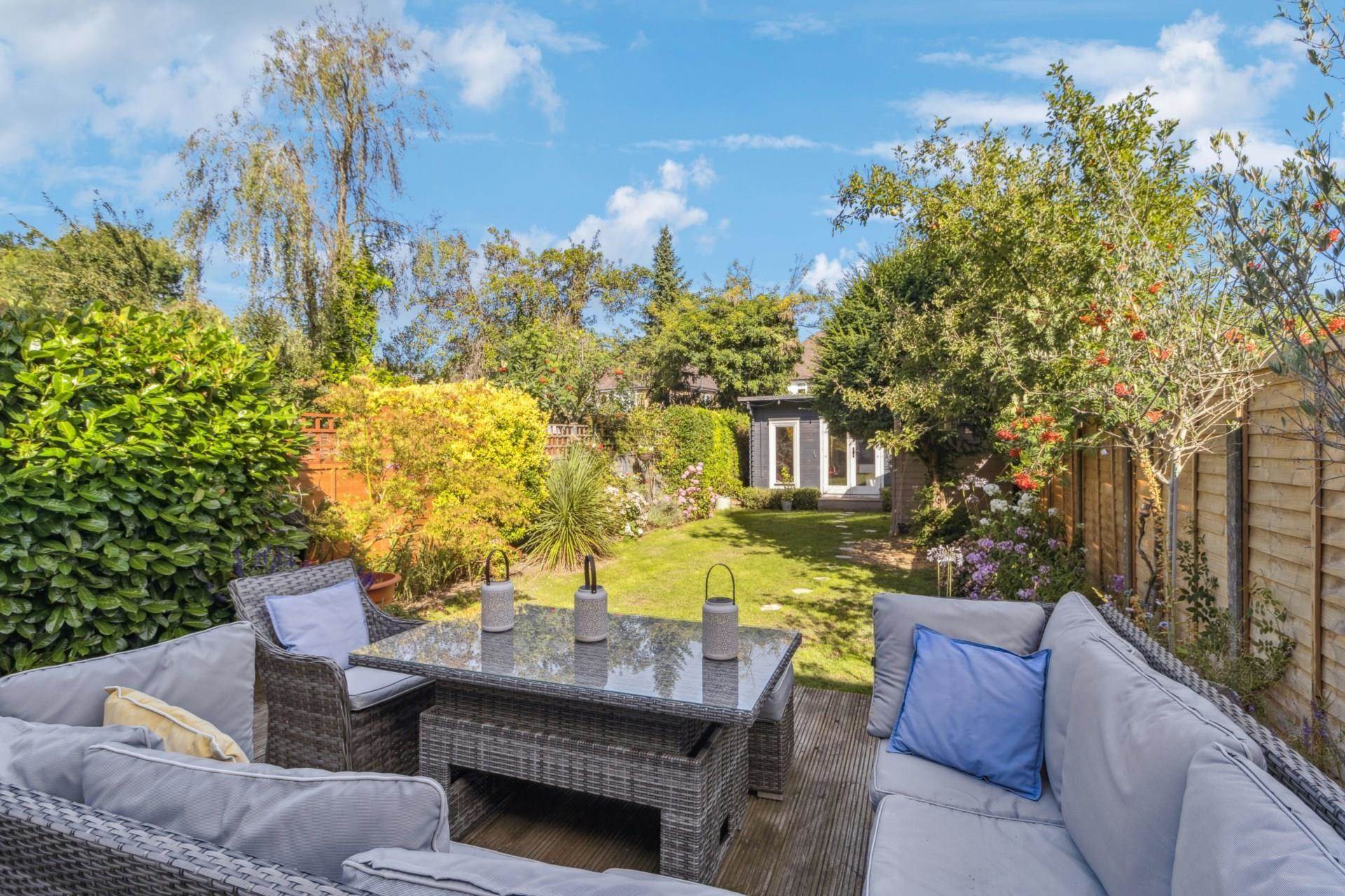 Additional Property Image 4 bedroom Semi Detached for sale in Bushey 14