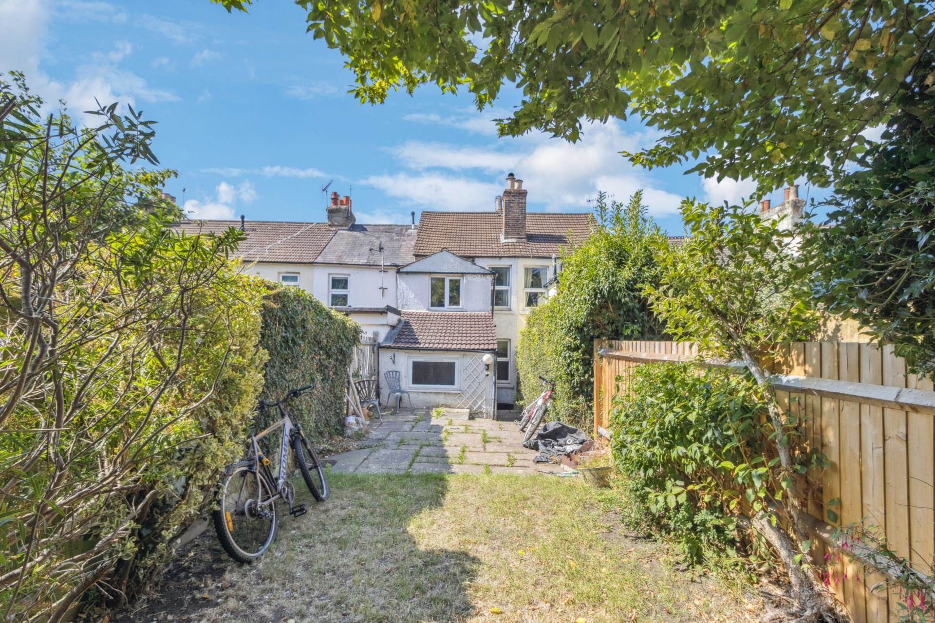 Additional Property Image 3 bedroom Terraced for sale in Watford 13