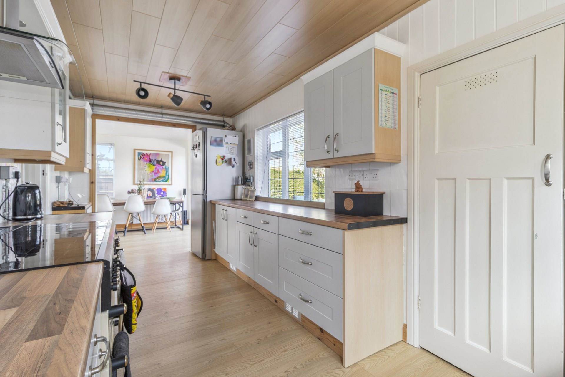 Additional Property Image 4 bedroom Detached for sale in Bushey 5