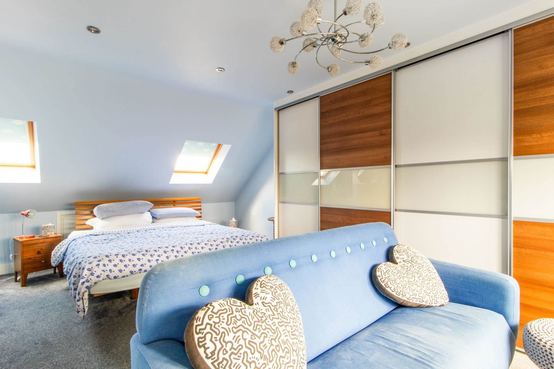 Additional Property Image 4 bedroom Semi Detached for sale in Watford 13