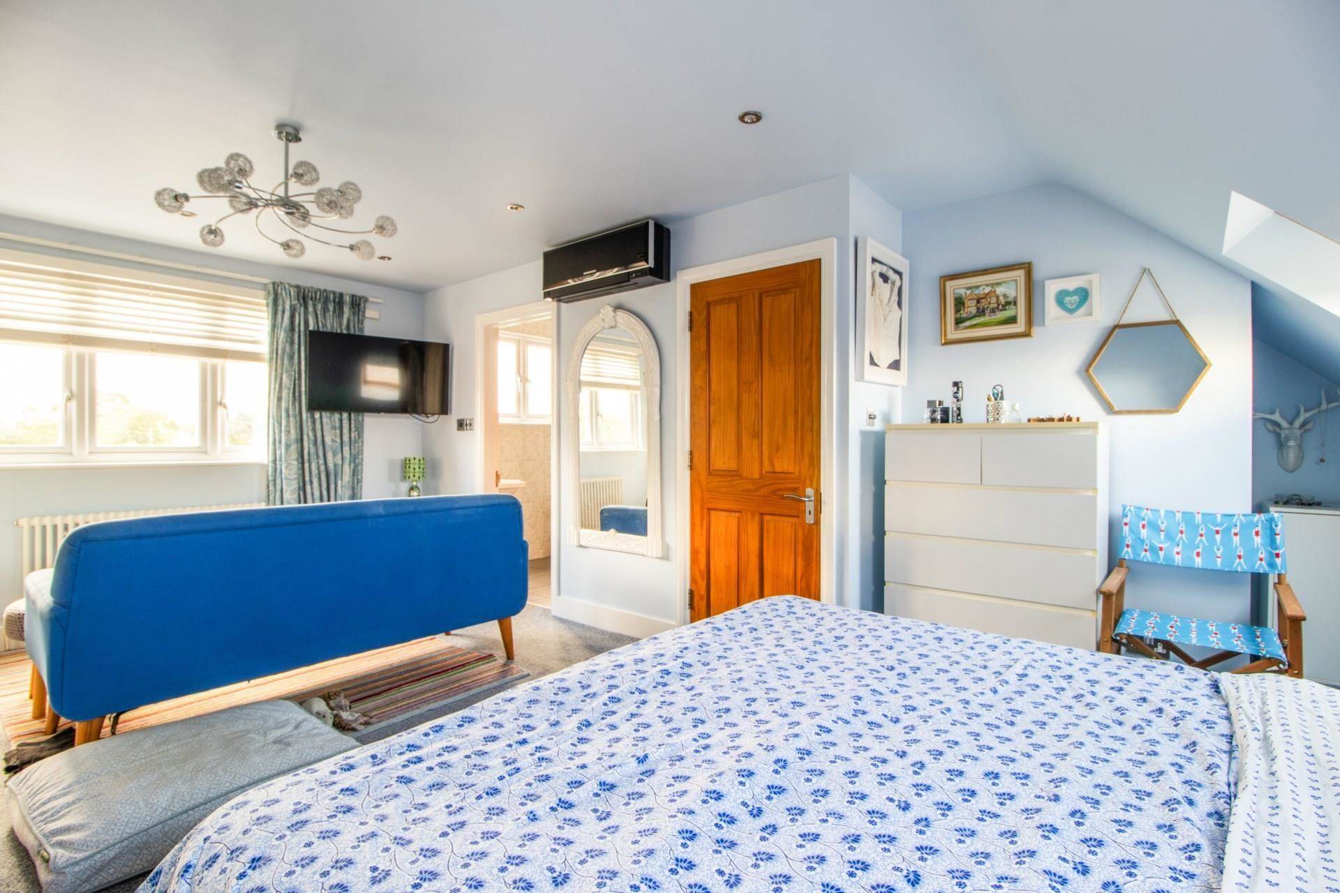 Additional Property Image 4 bedroom Semi Detached for sale in Watford 14