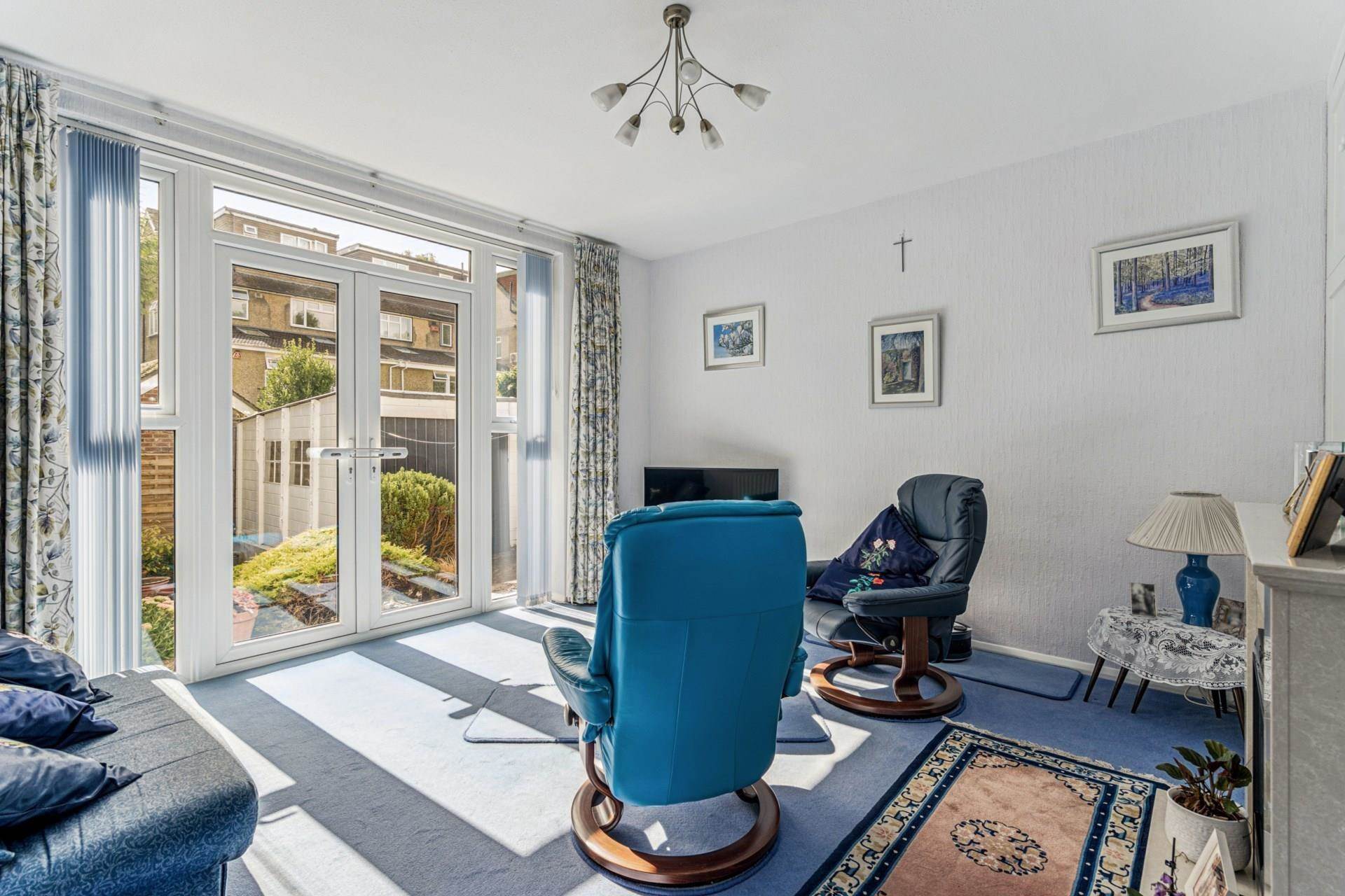 Additional Property Image 3 bedroom Semi Detached for sale in Bushey Heath 3