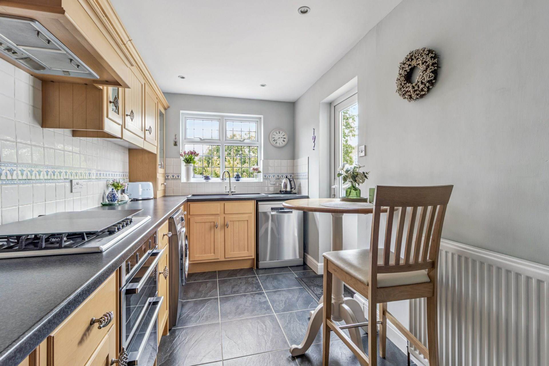 Additional Property Image 3 bedroom Semi Detached for sale in Bushey 4