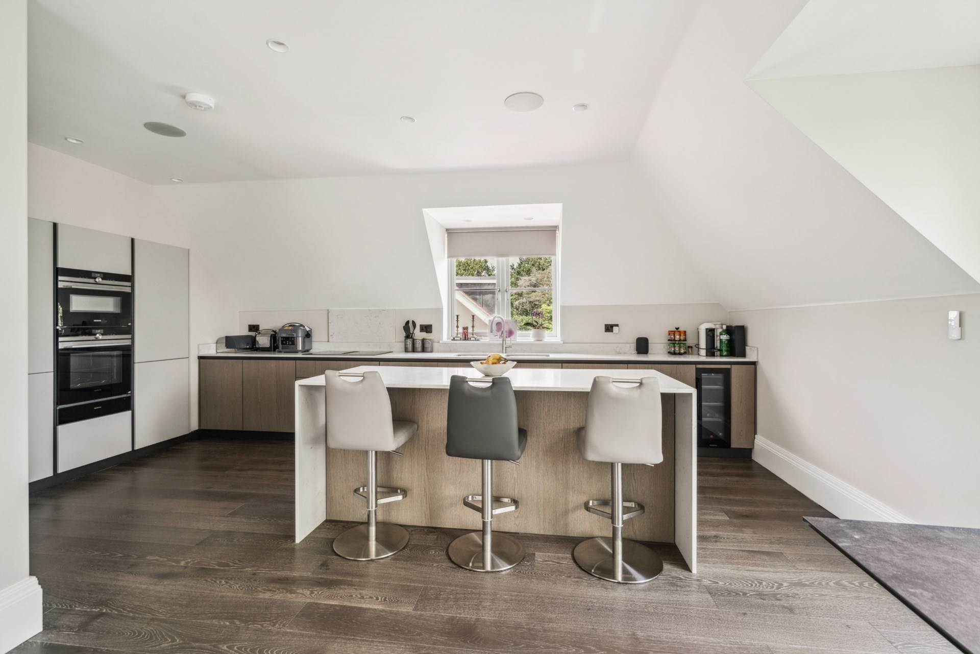 Additional Property Image 2 bedroom Penthouse for sale in Bushey Heath 7