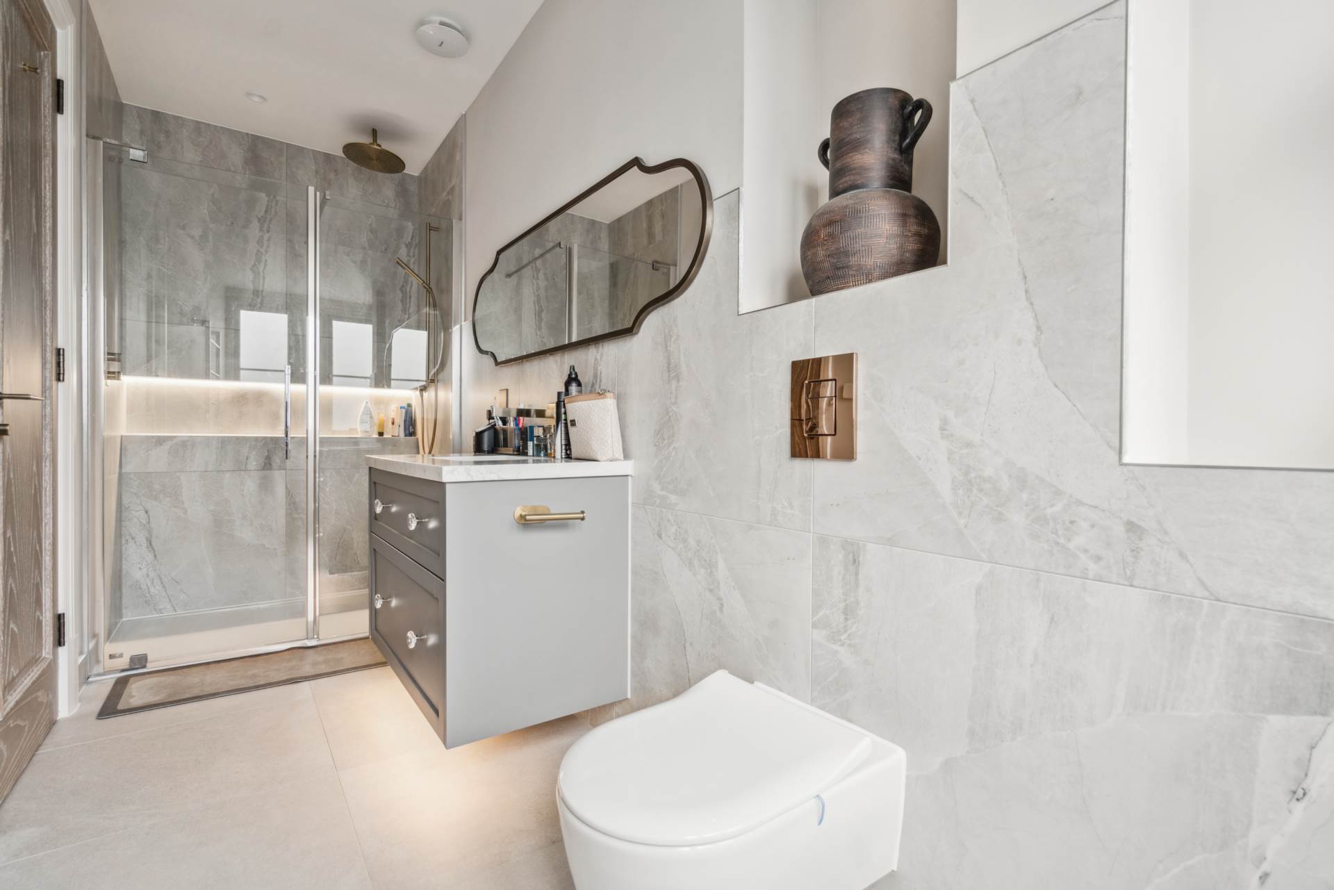 Additional Property Image 2 bedroom Penthouse for sale in Bushey Heath 14