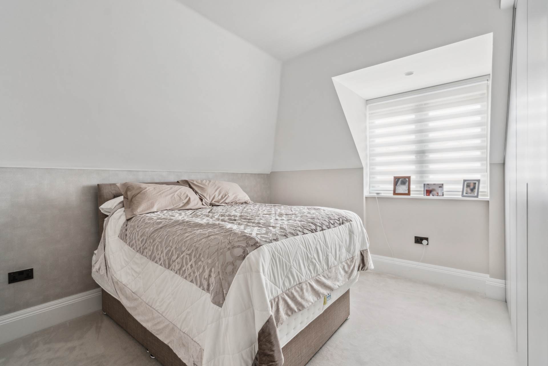 Additional Property Image 2 bedroom Penthouse for sale in Bushey Heath 16
