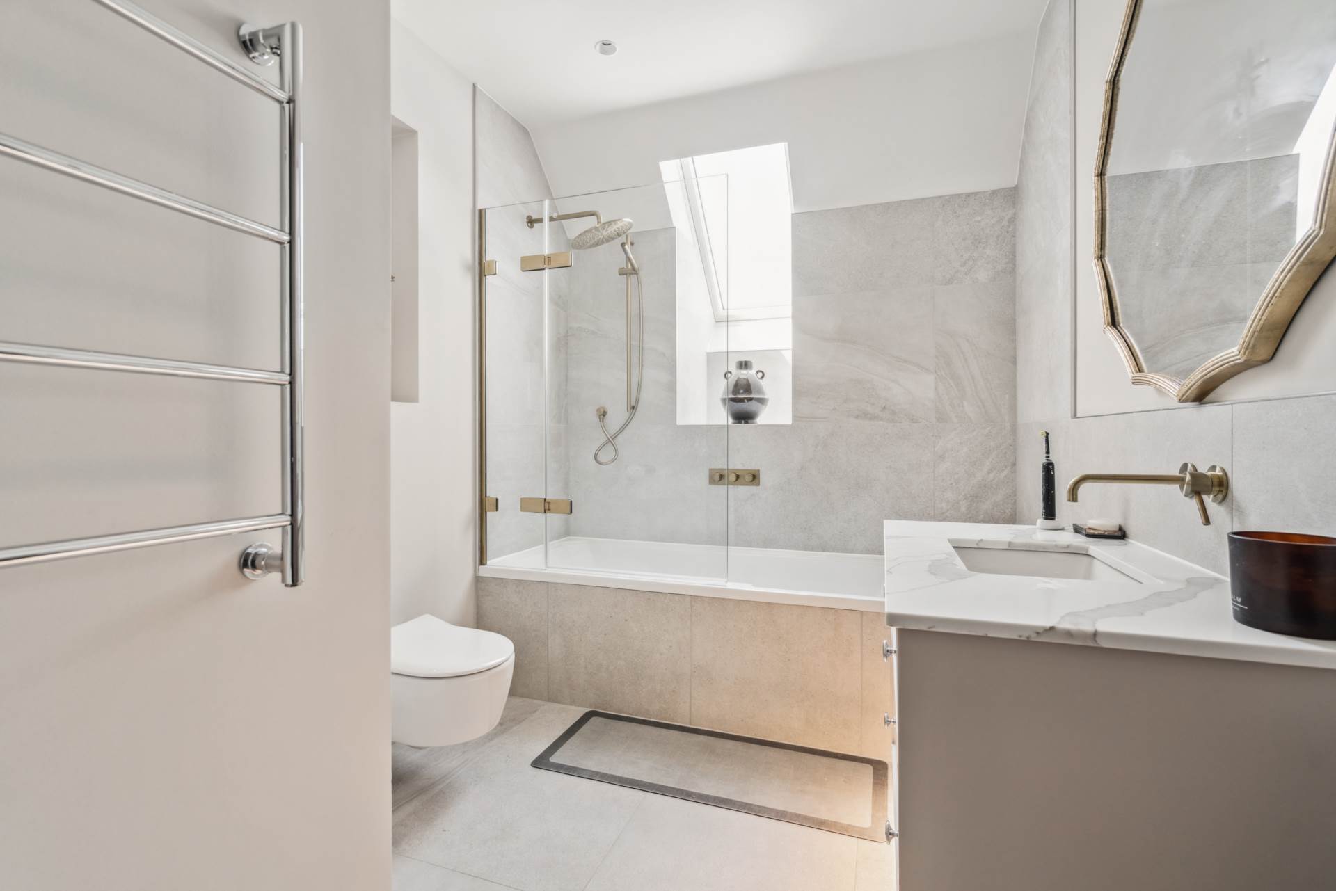 Additional Property Image 2 bedroom Penthouse for sale in Bushey Heath 18