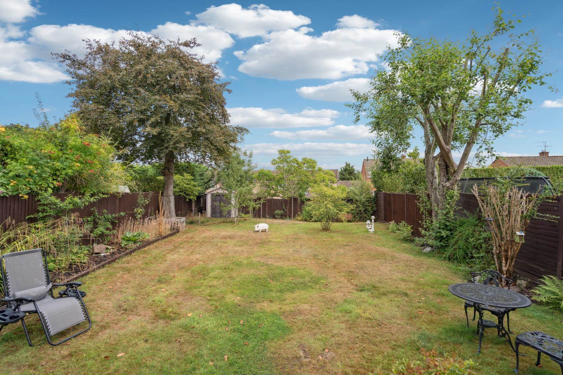 Additional Property Image 4 bedroom Semi Detached for sale in Bushey 21