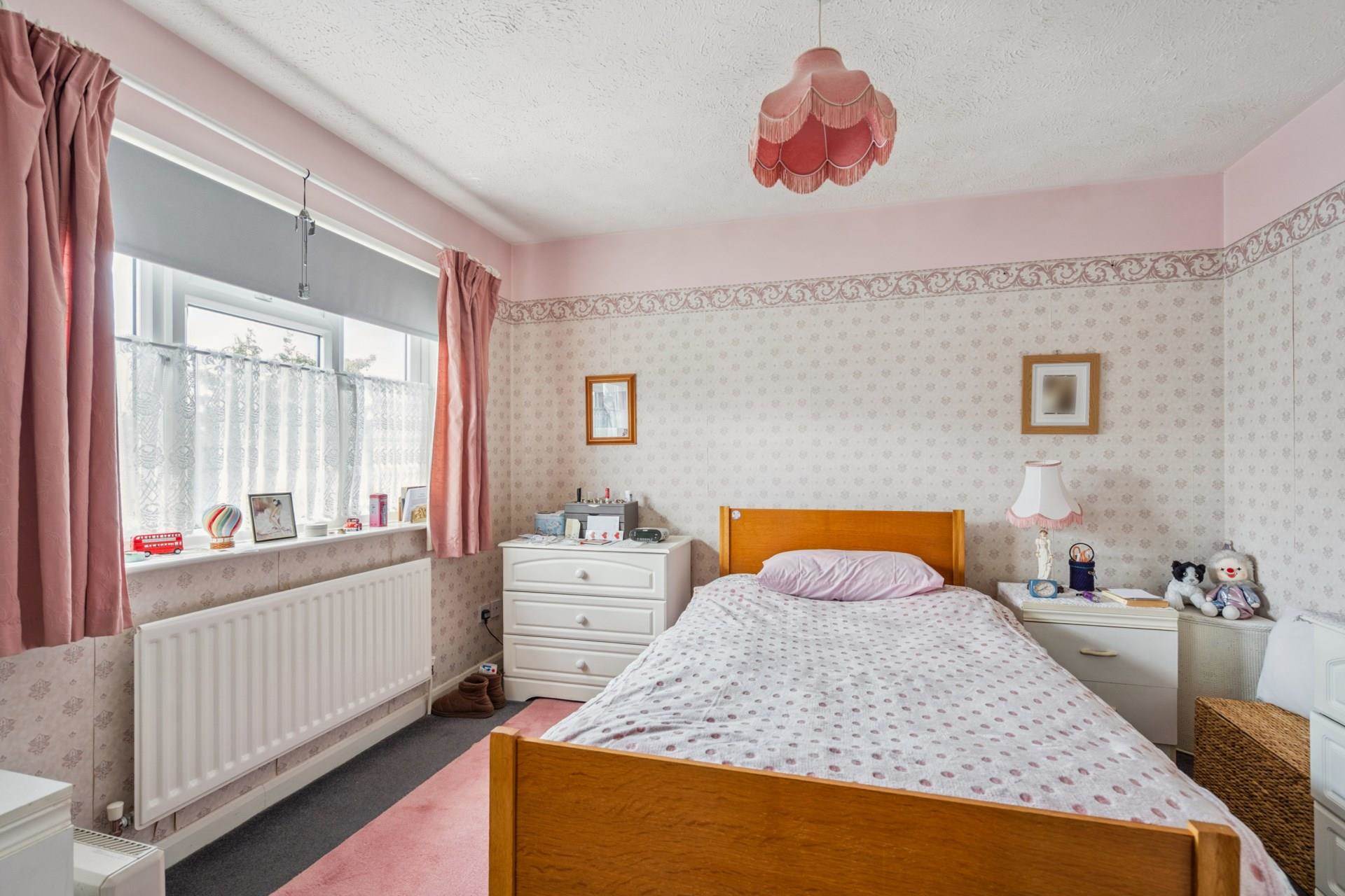 Additional Property Image 1 bedroom Semi Detached for sale in Watford 7
